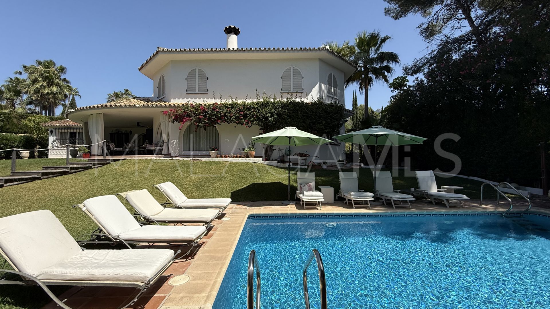 Hus i byn for sale in Marbella Golden Mile