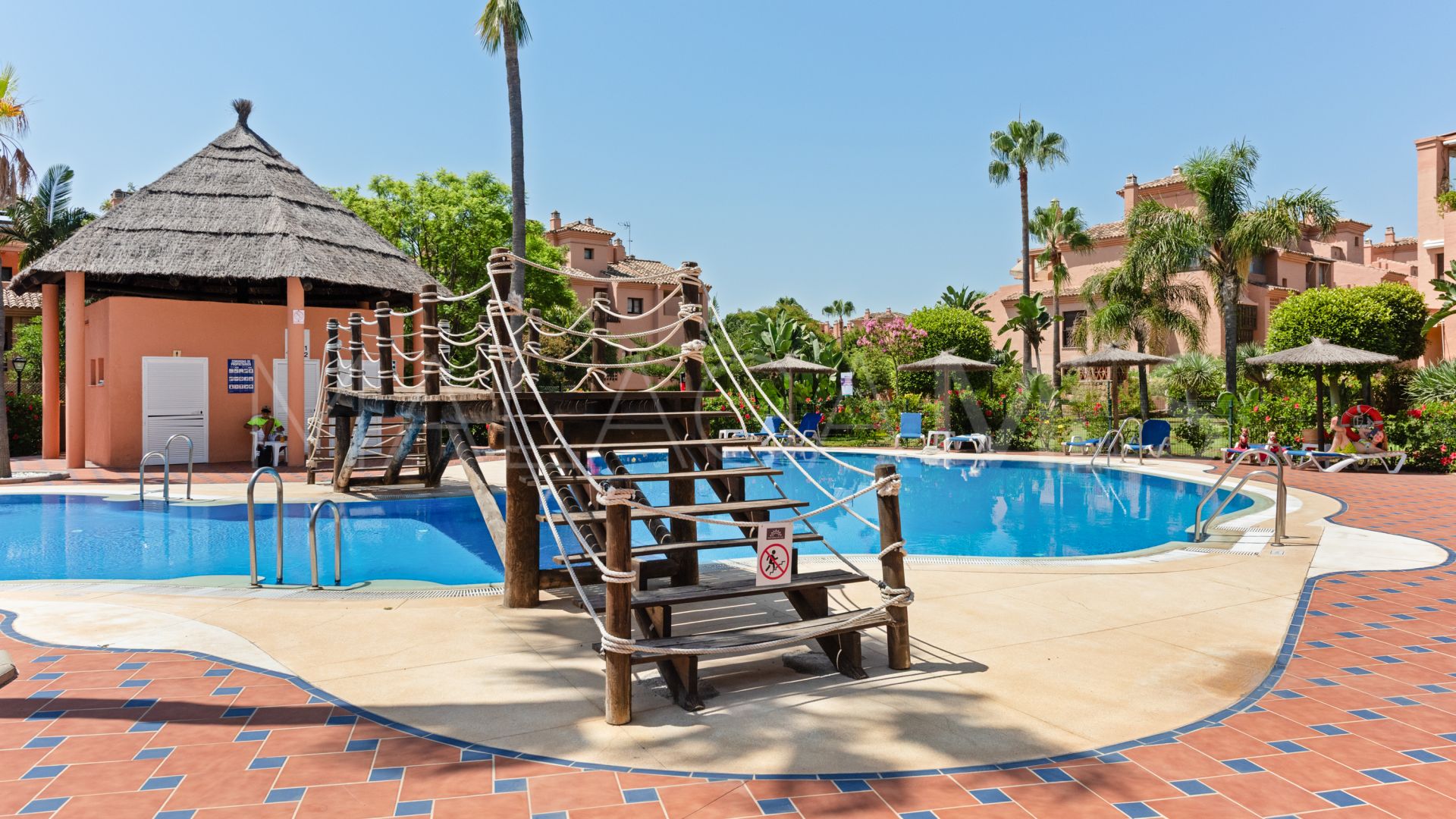 Buy ground floor apartment with 2 bedrooms in Hacienda del Sol