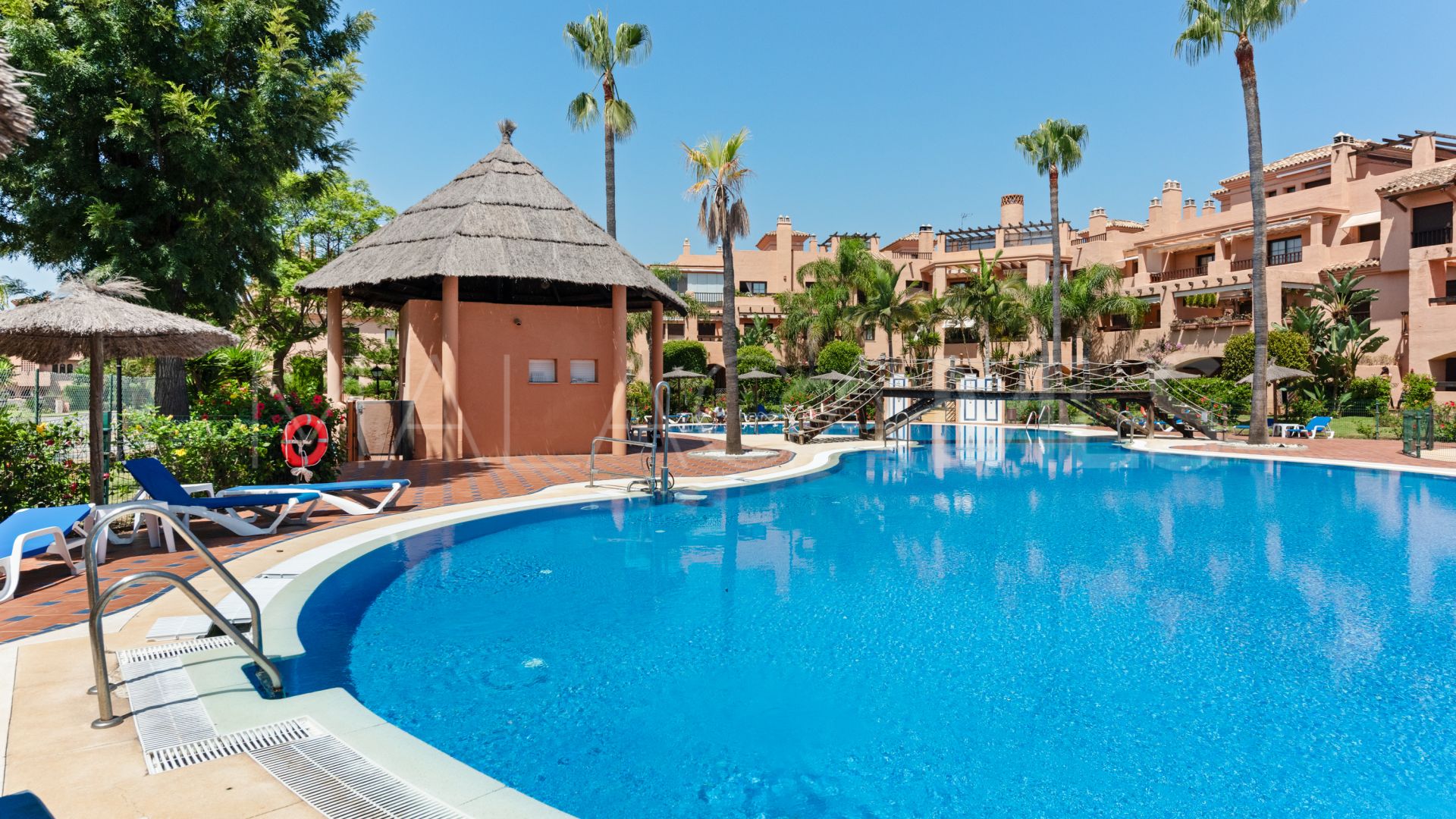 Buy ground floor apartment with 2 bedrooms in Hacienda del Sol