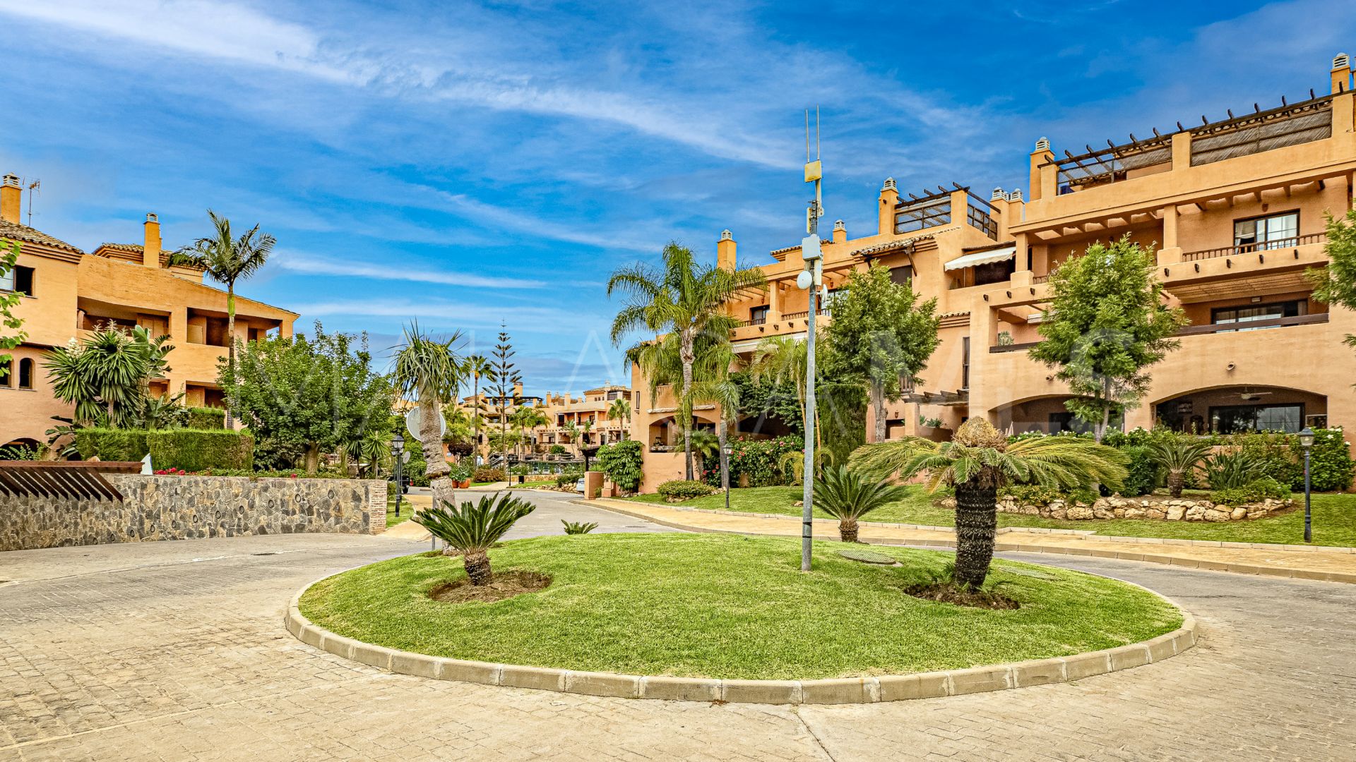 Buy ground floor apartment with 2 bedrooms in Hacienda del Sol