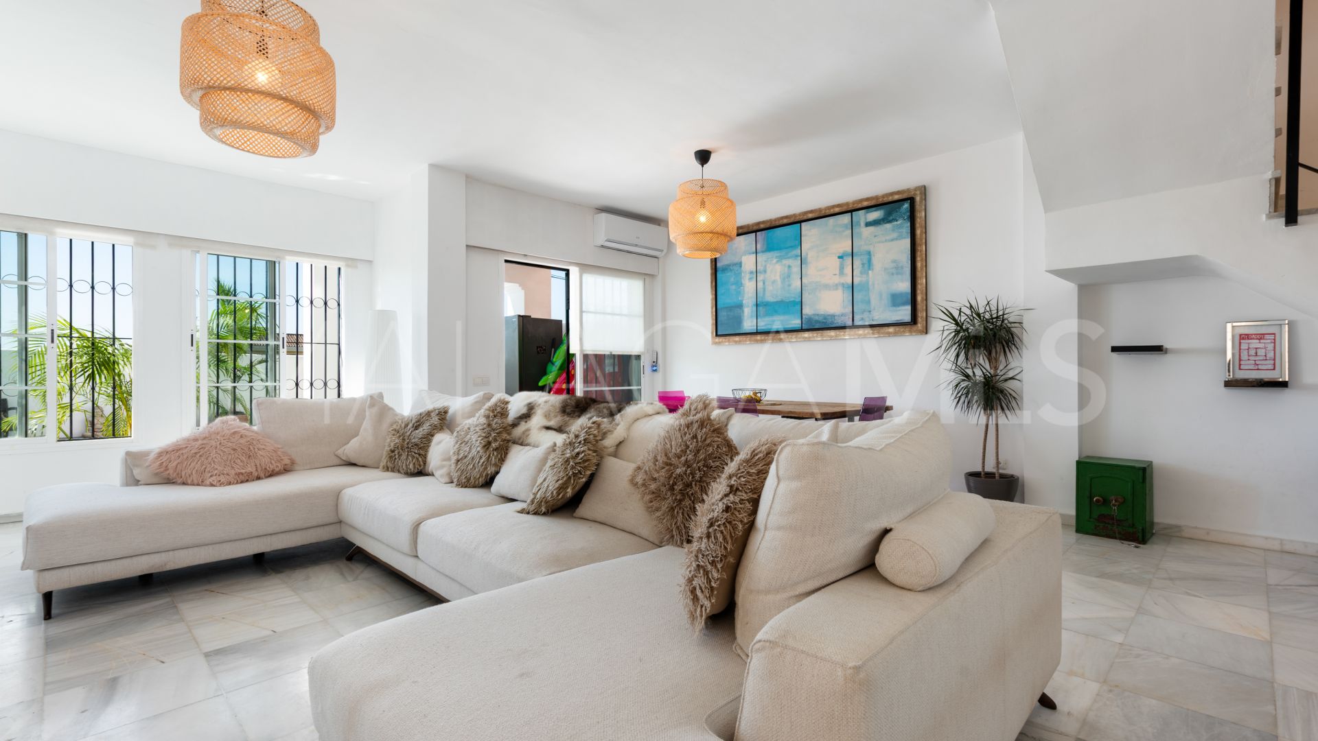 Villa for sale in Bel Air