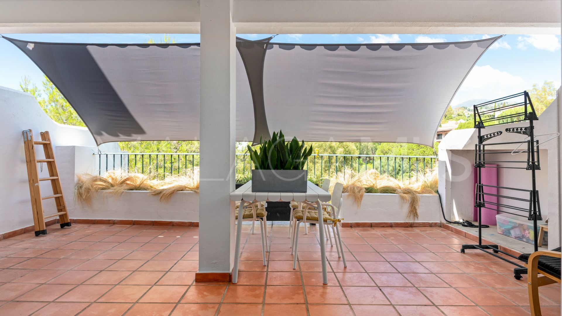 Adosado for sale in La Quinta Golf with 4 bedrooms