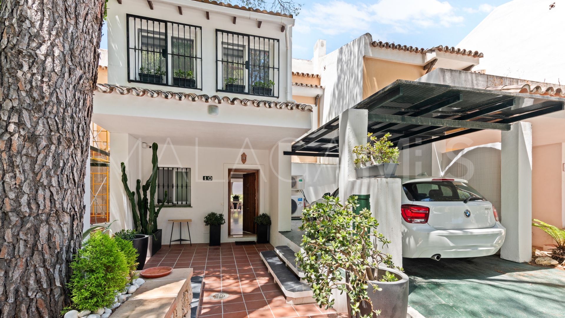 Adosado for sale in La Quinta Golf with 4 bedrooms