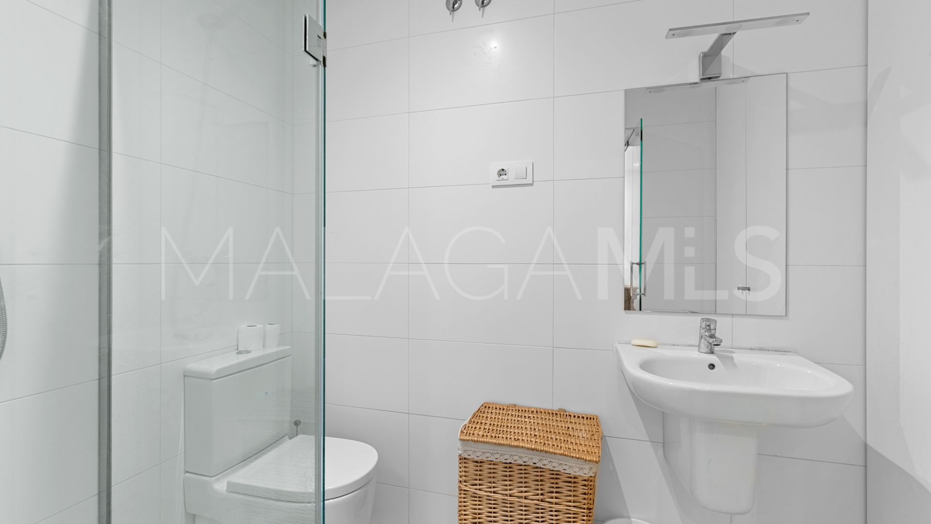 For sale San Pedro de Alcantara villa with 4 bedrooms