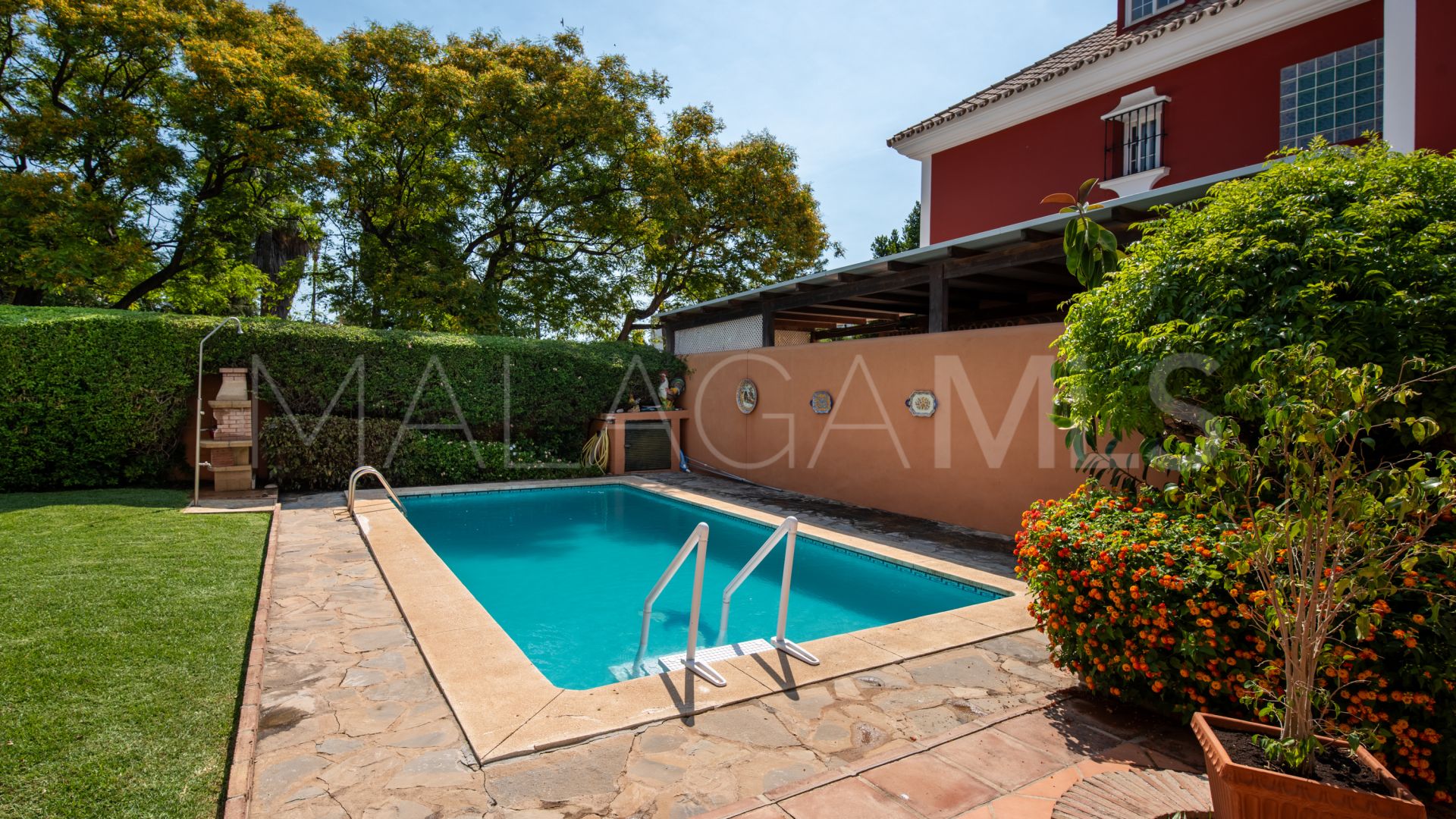 For sale San Pedro de Alcantara villa with 4 bedrooms