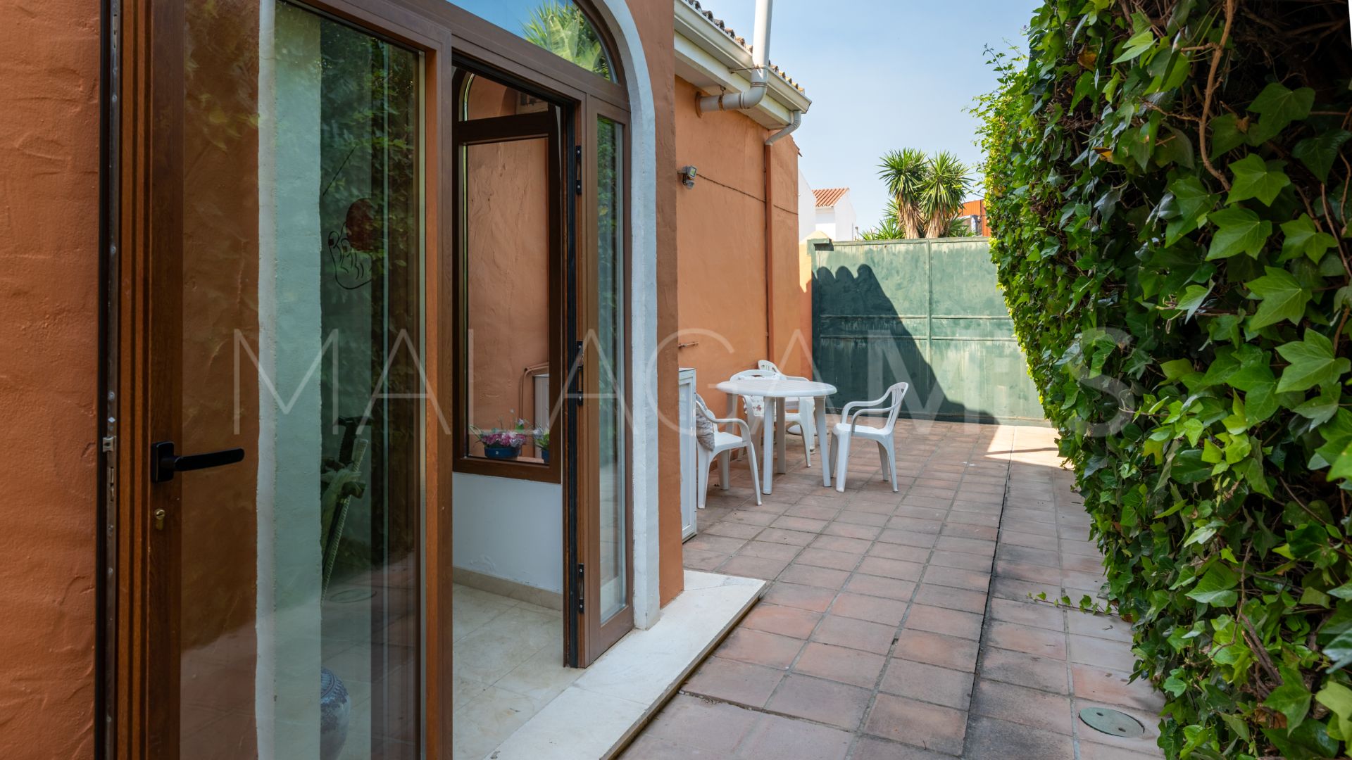 For sale San Pedro de Alcantara villa with 4 bedrooms