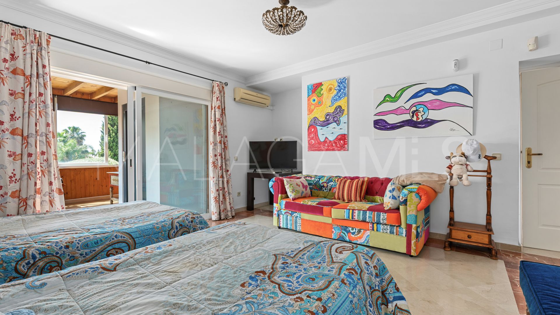 For sale San Pedro de Alcantara villa with 4 bedrooms