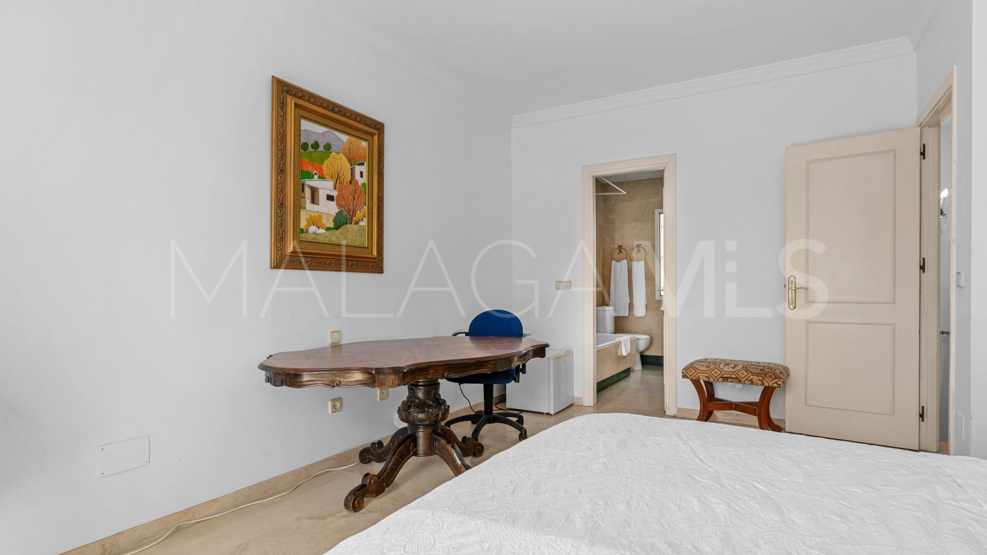 For sale San Pedro de Alcantara villa with 4 bedrooms