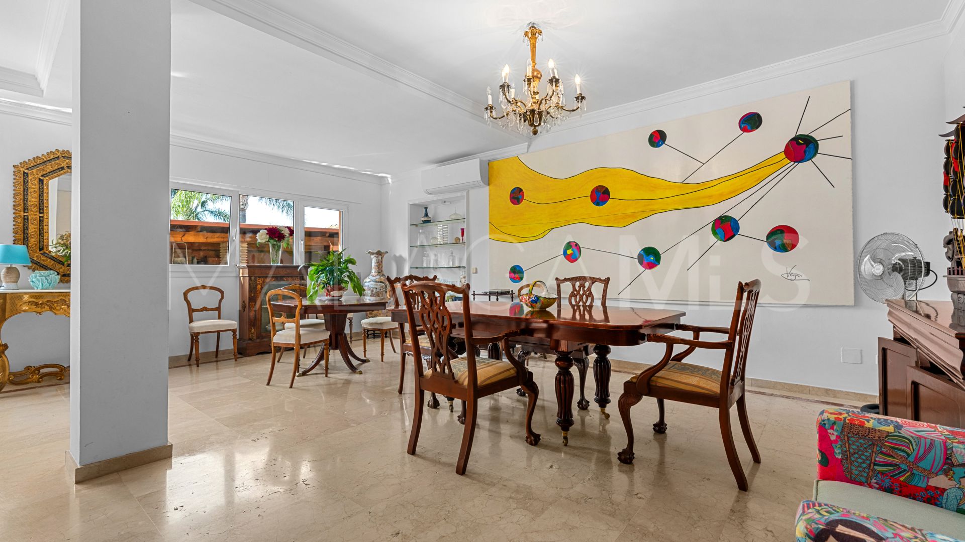 For sale San Pedro de Alcantara villa with 4 bedrooms