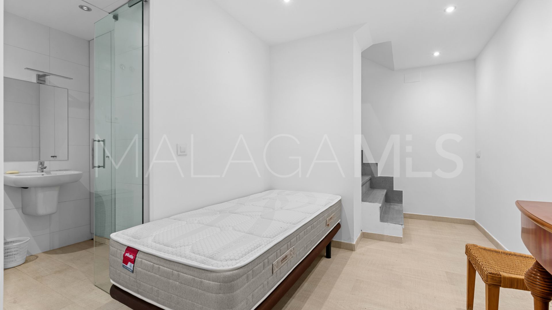 For sale San Pedro de Alcantara villa with 4 bedrooms