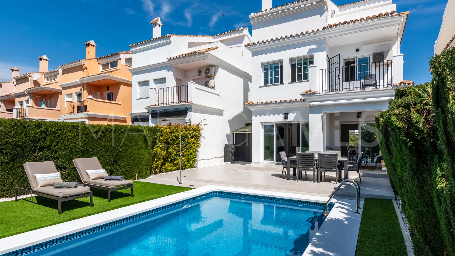 Hus i byn for sale in Bel Air