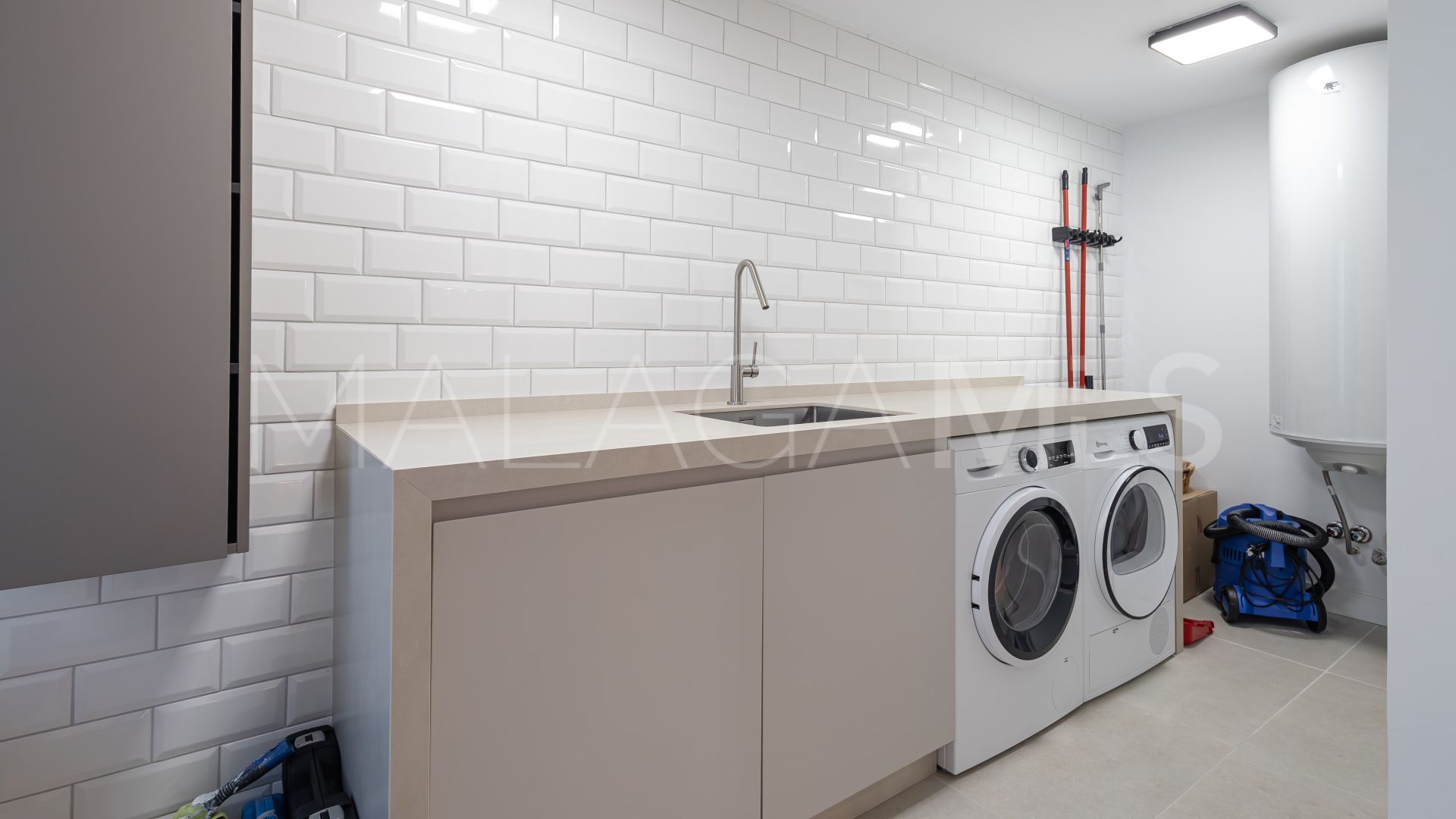 For sale Kings Hills 3 bedrooms apartment