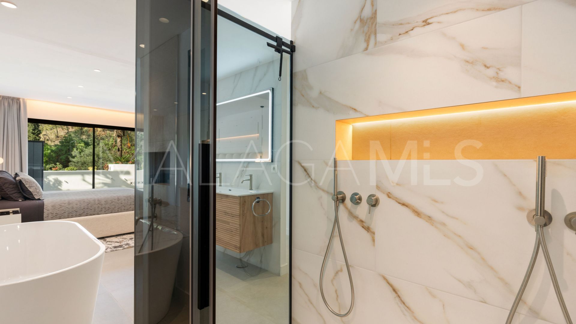 For sale Kings Hills 3 bedrooms apartment