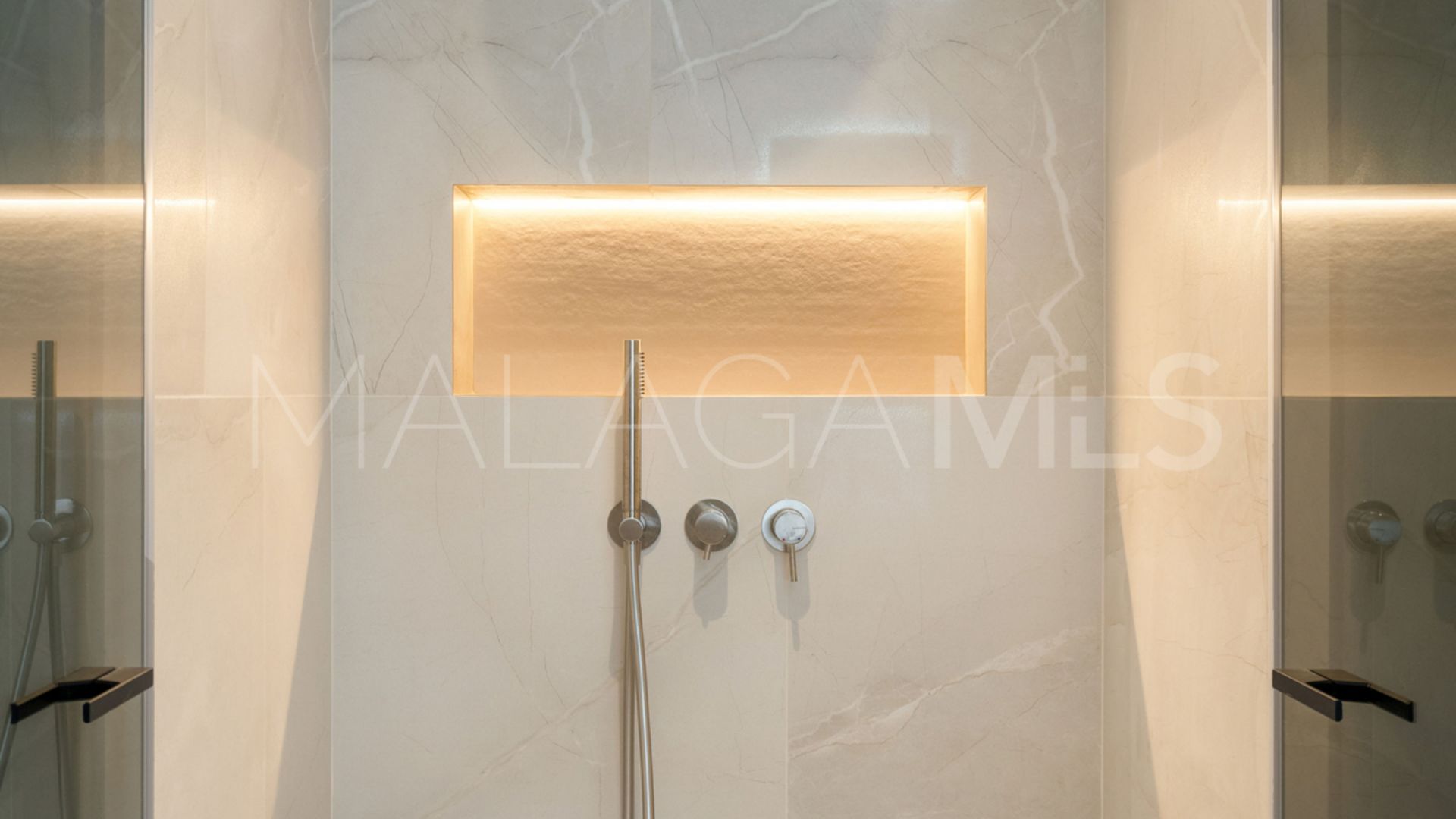 For sale Kings Hills 3 bedrooms apartment