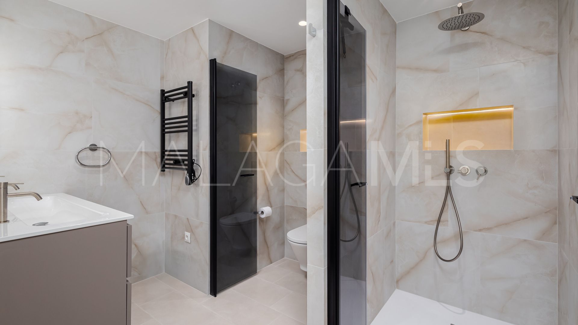 For sale Kings Hills 3 bedrooms apartment