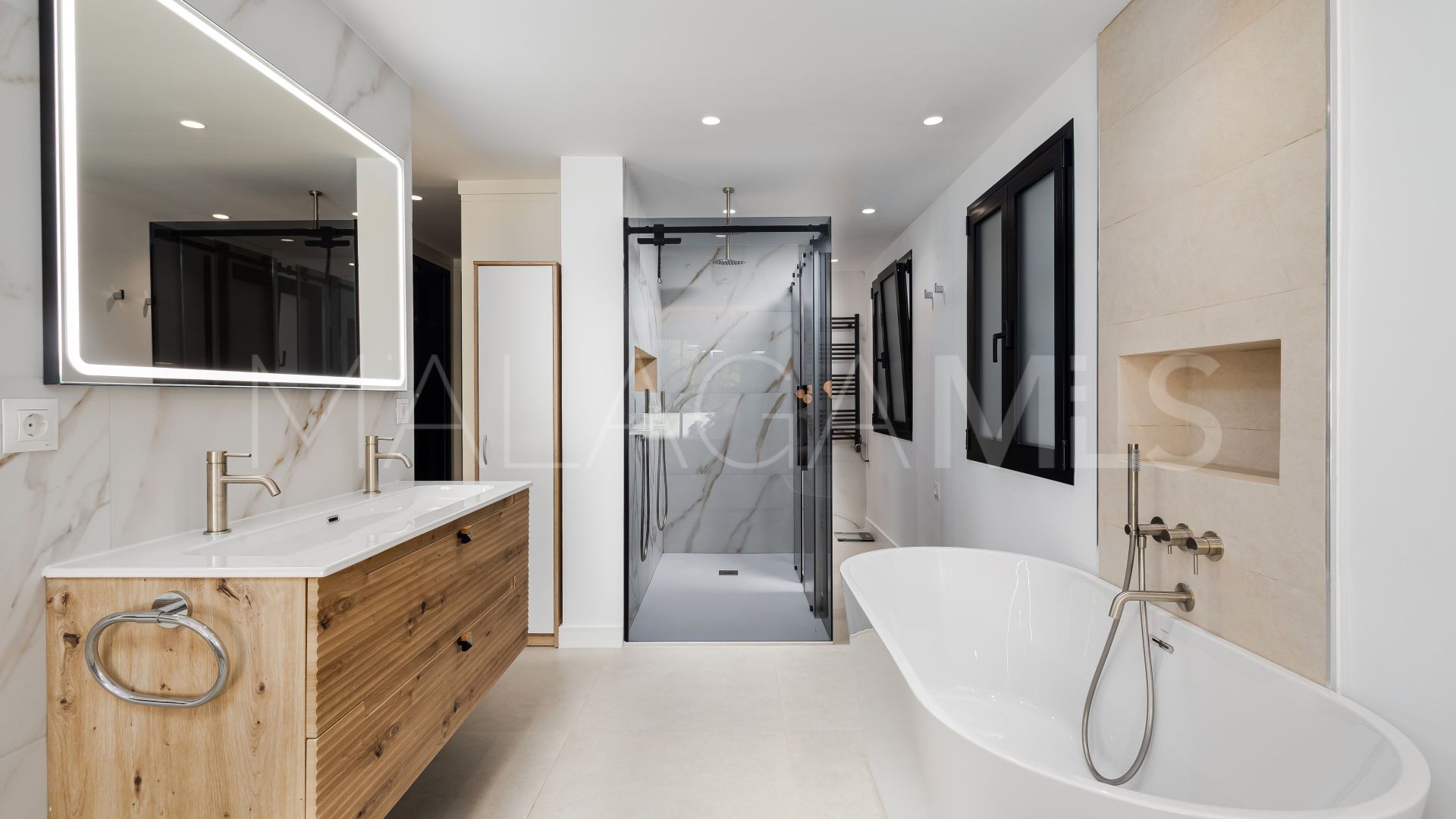 For sale Kings Hills 3 bedrooms apartment