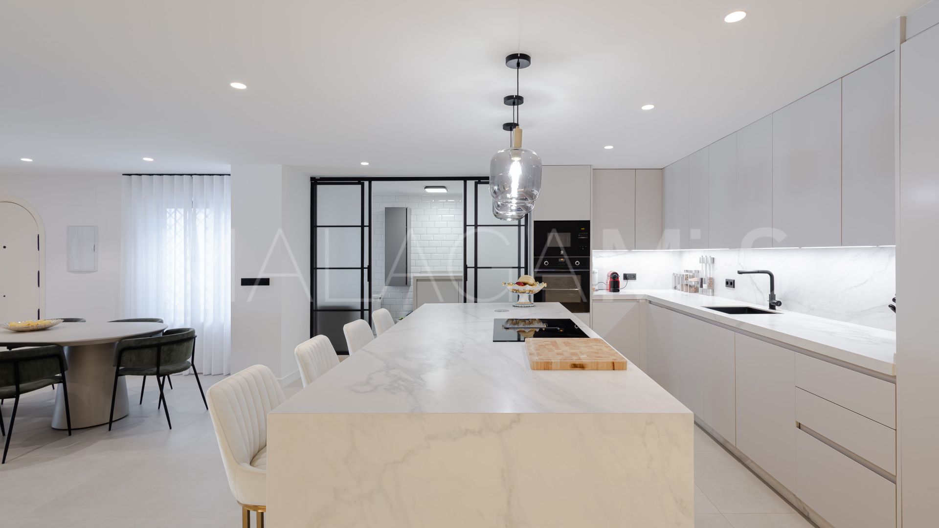 For sale Kings Hills 3 bedrooms apartment