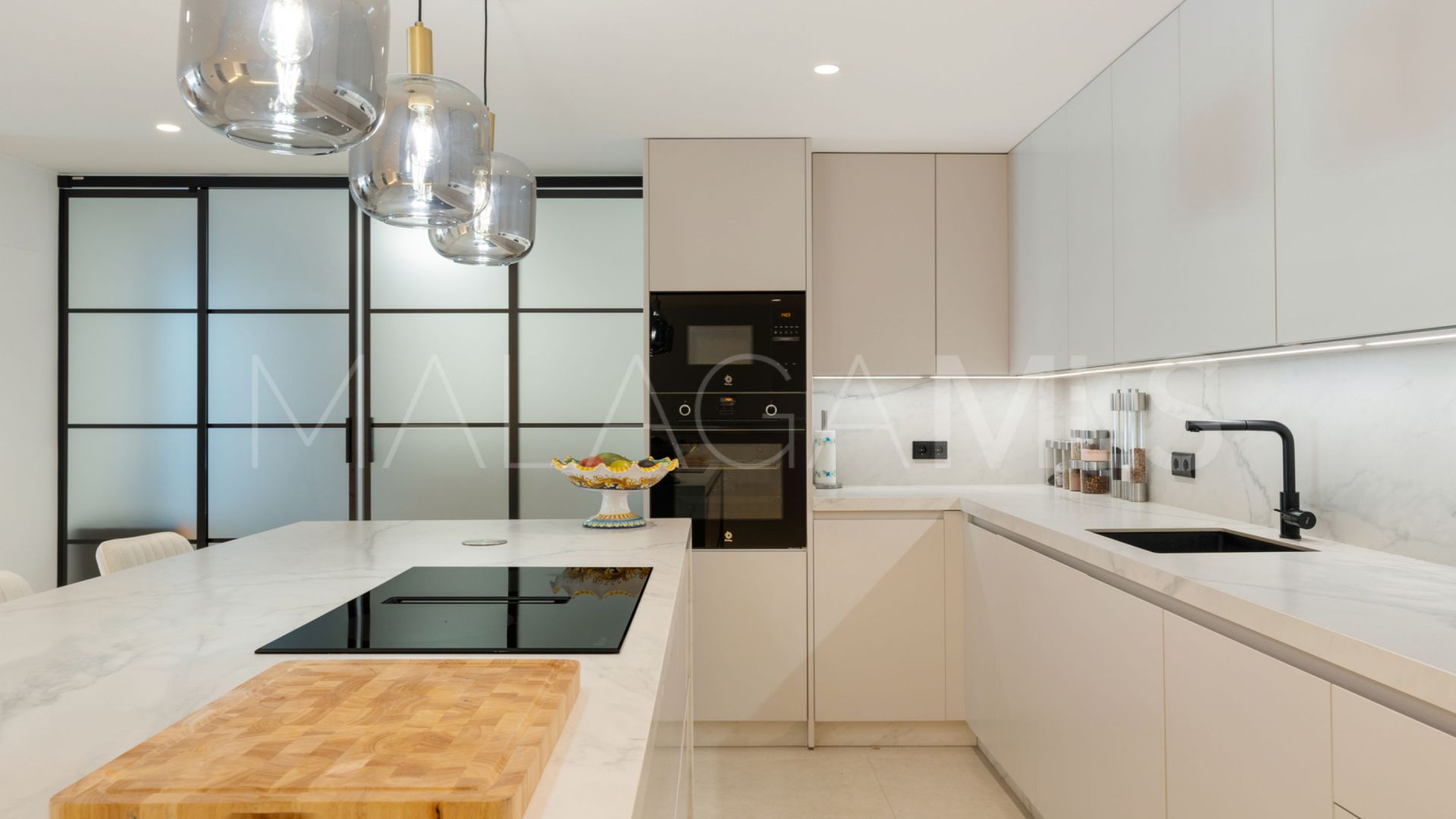 For sale Kings Hills 3 bedrooms apartment