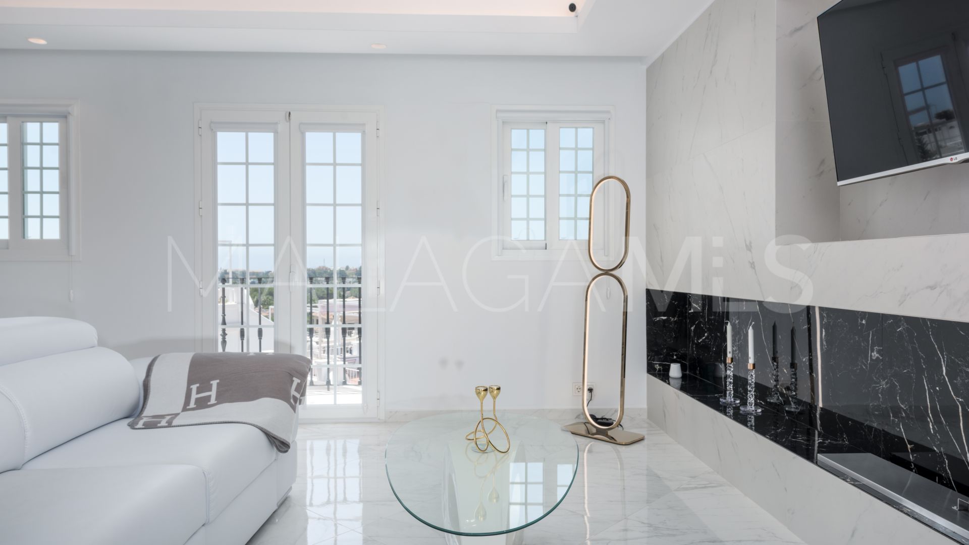 Adosado for sale de 3 bedrooms in Aloha Pueblo