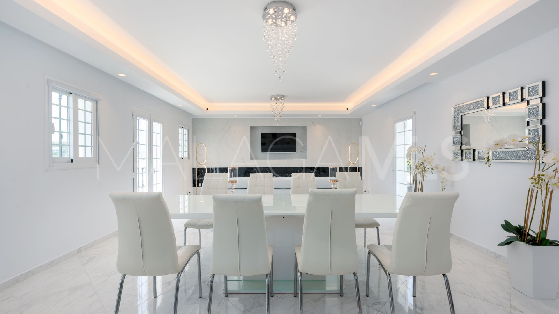 Adosado for sale de 3 bedrooms in Aloha Pueblo