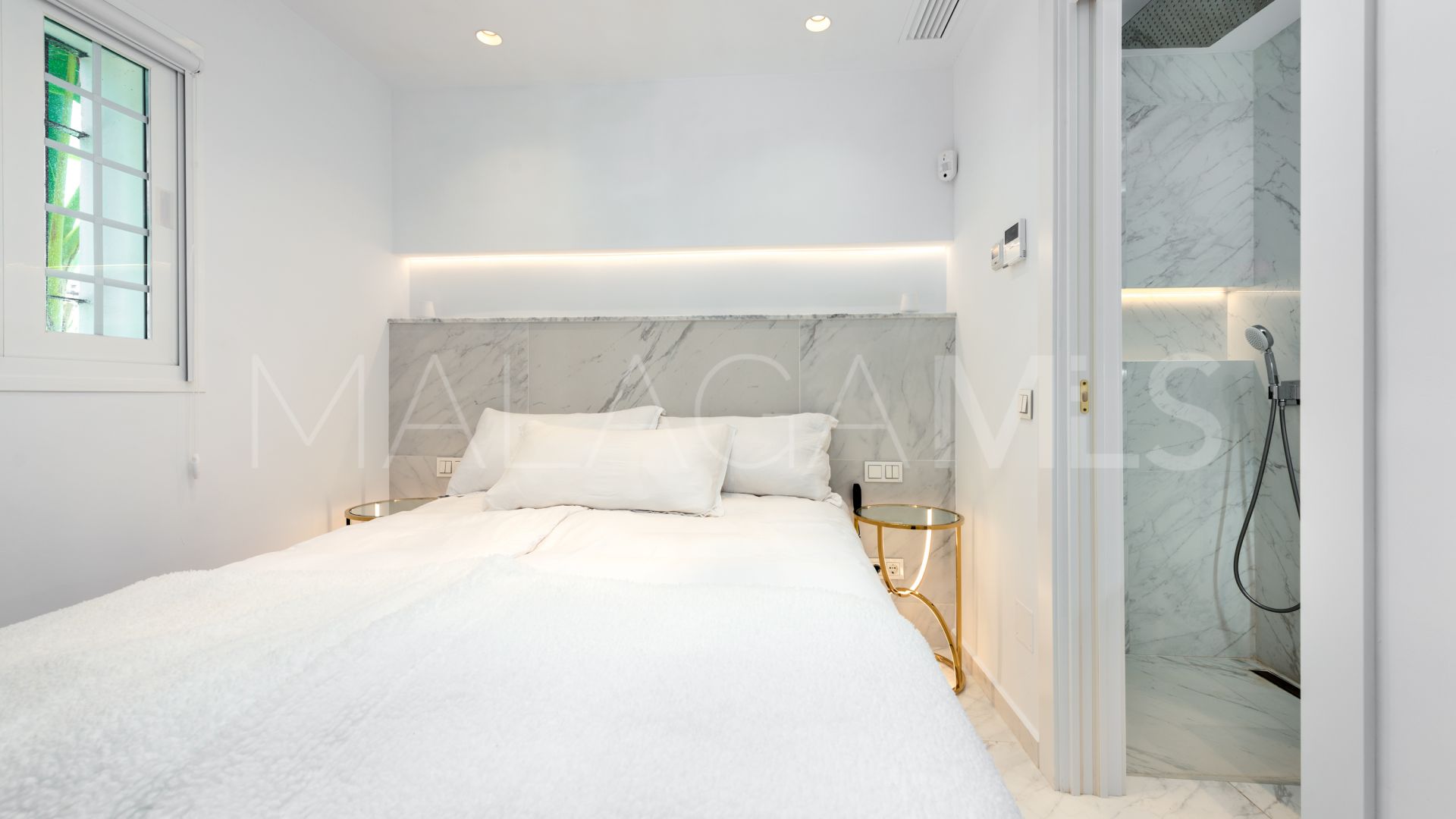 Adosado for sale de 3 bedrooms in Aloha Pueblo