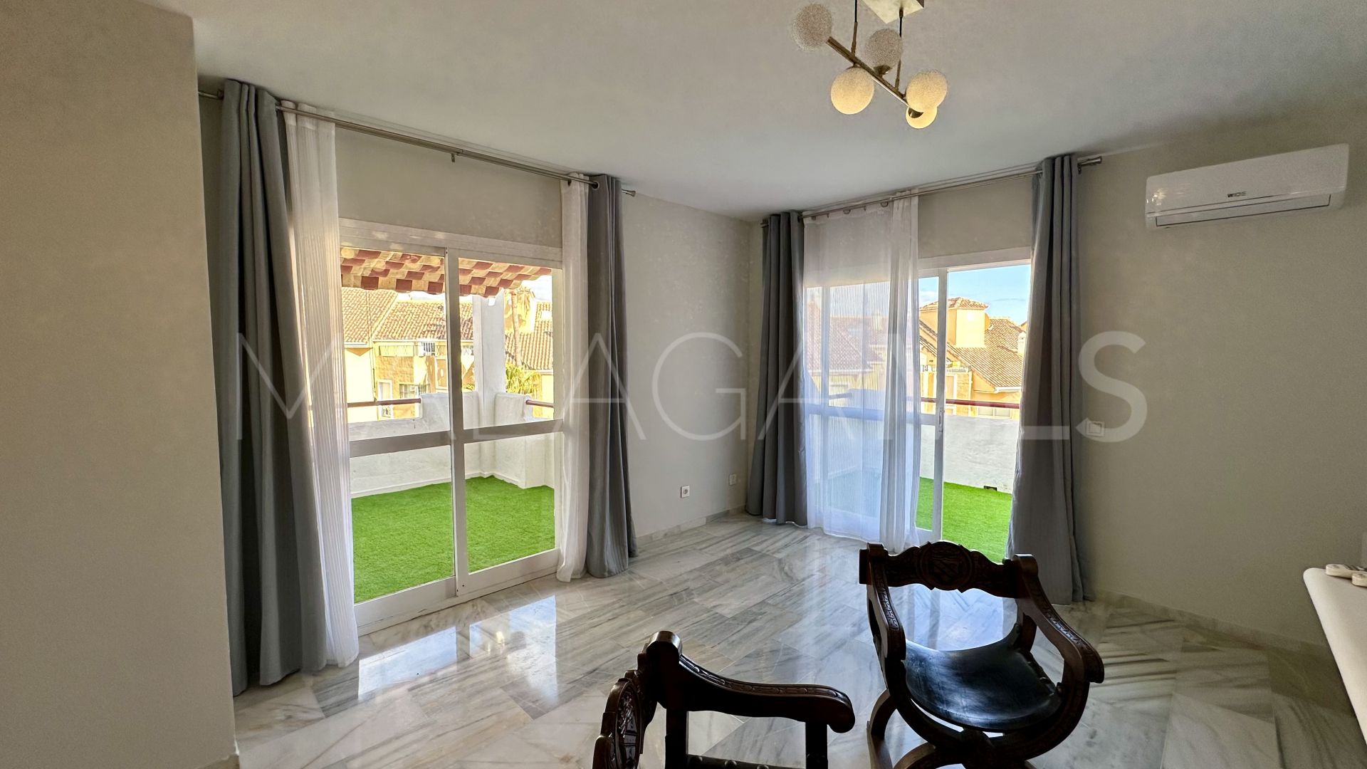 Buy Ático in Bel Air