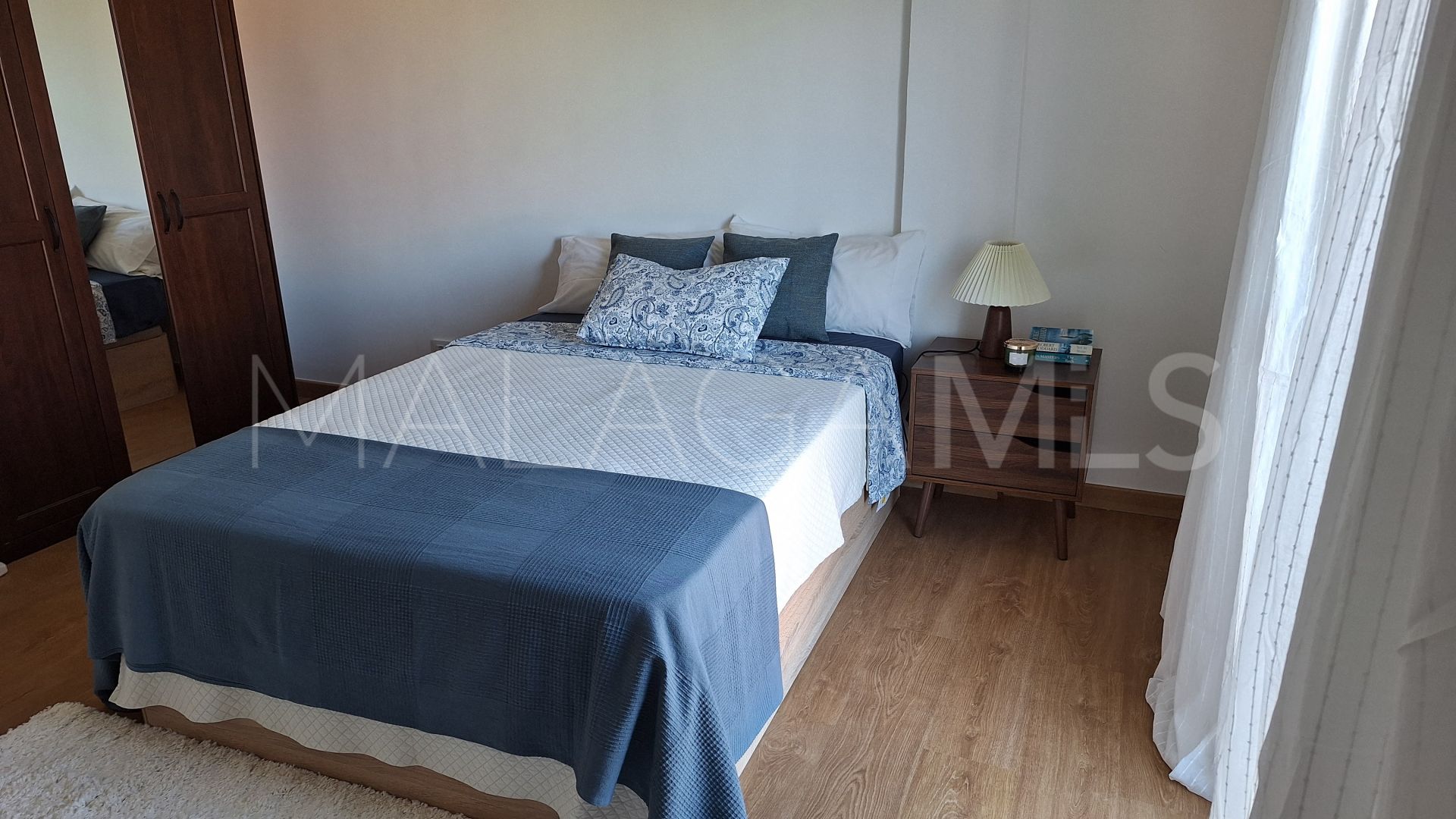 Zweistöckiges penthouse for sale in Estepona Westen