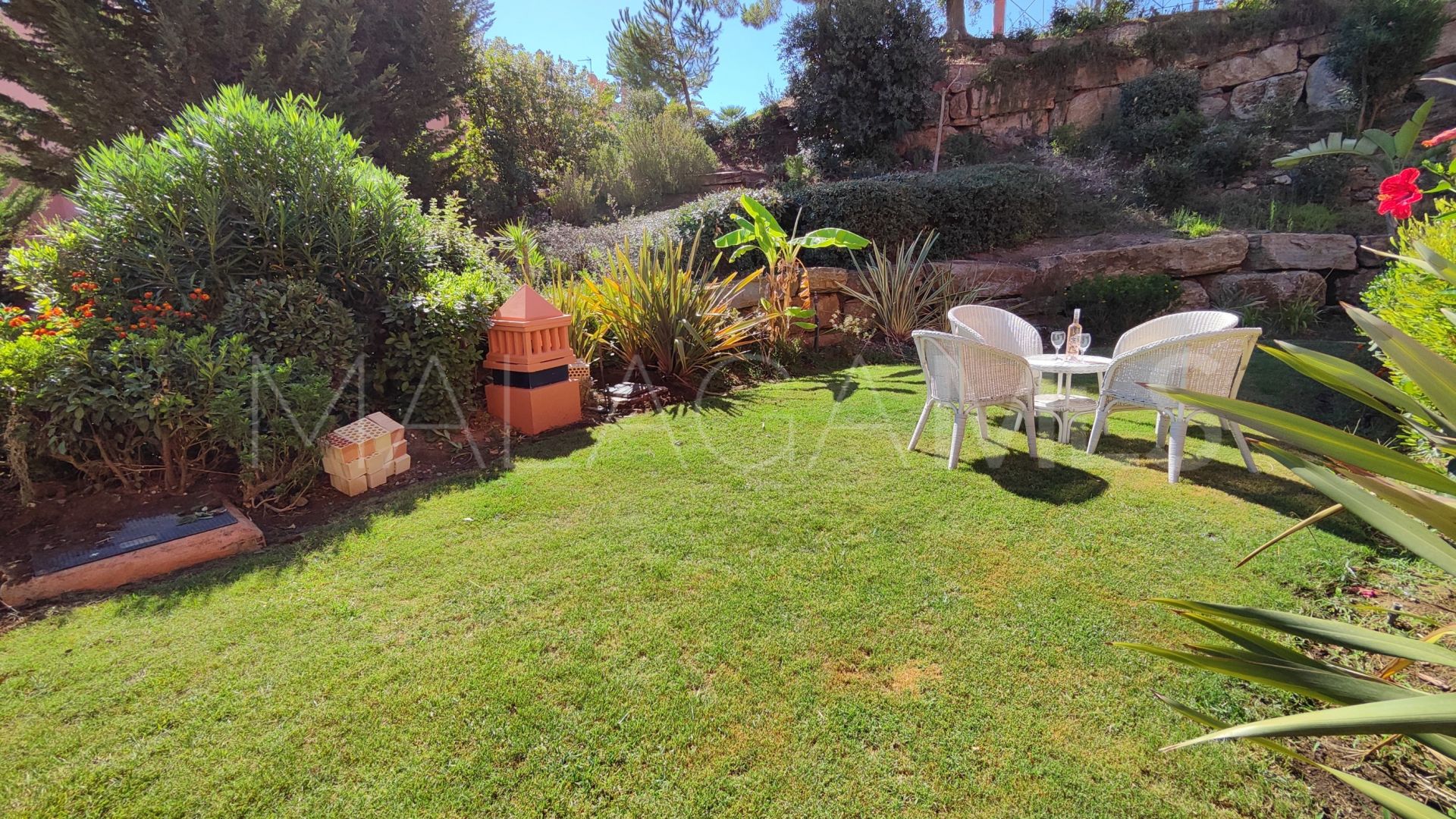 Buy apartamento planta baja in El Soto de Marbella with 2 bedrooms