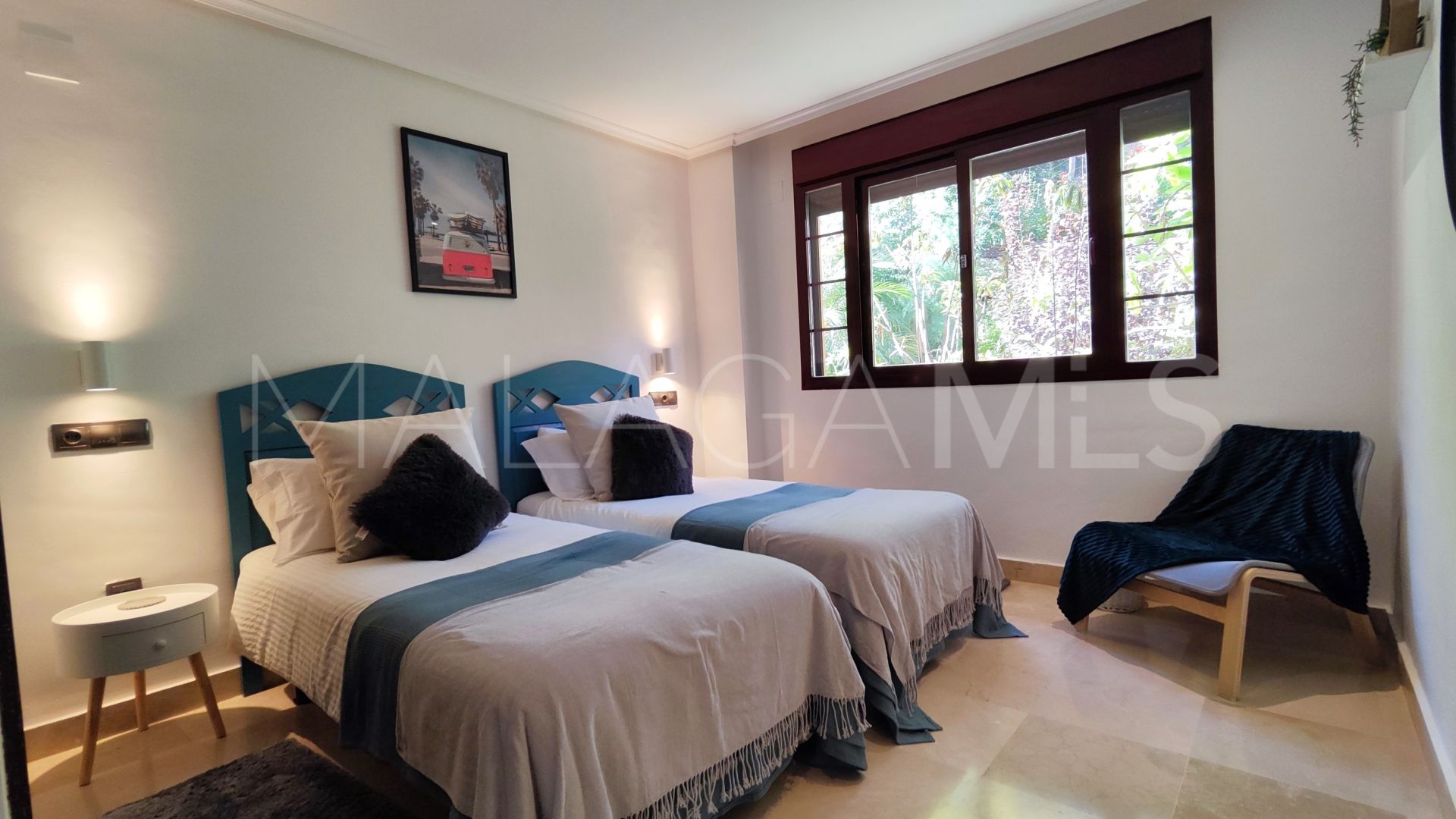 Buy apartamento planta baja in El Soto de Marbella with 2 bedrooms