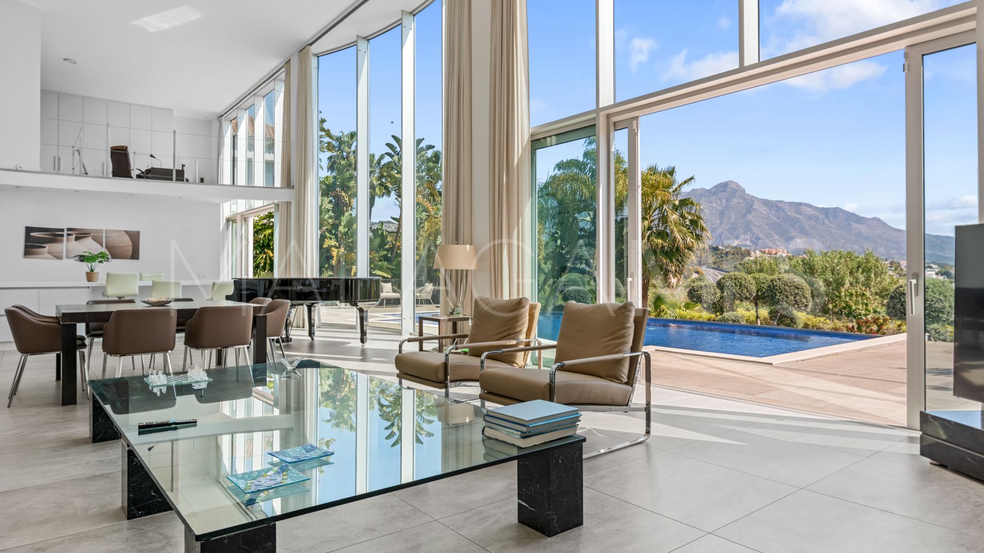 Villa for sale in La Quinta Golf