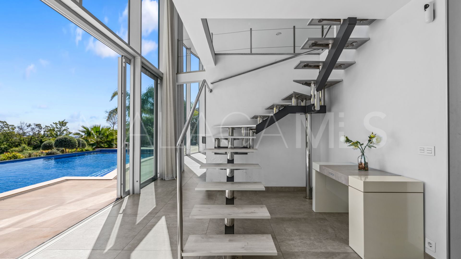 Villa for sale in La Quinta Golf