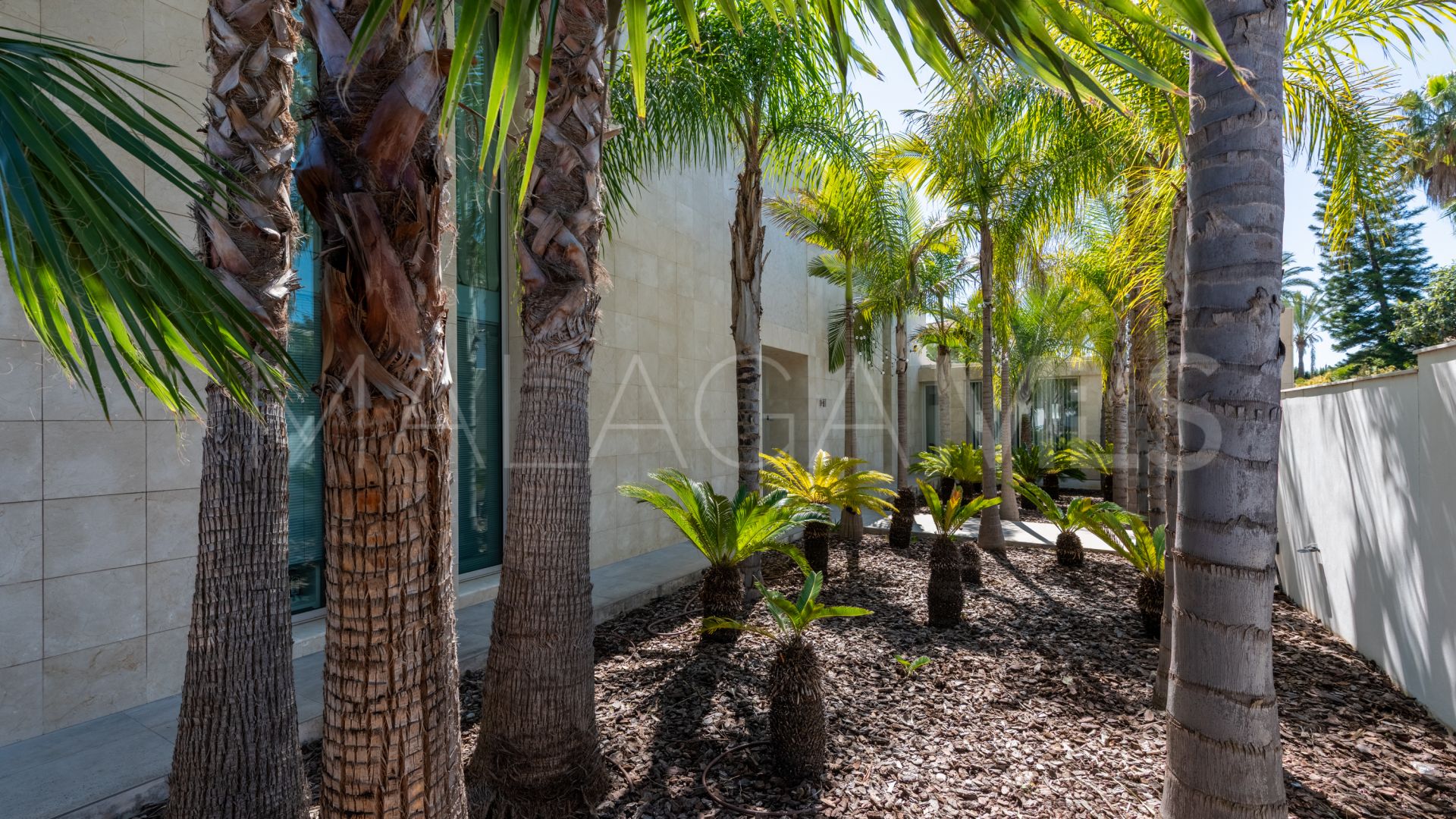 Villa for sale in La Quinta Golf