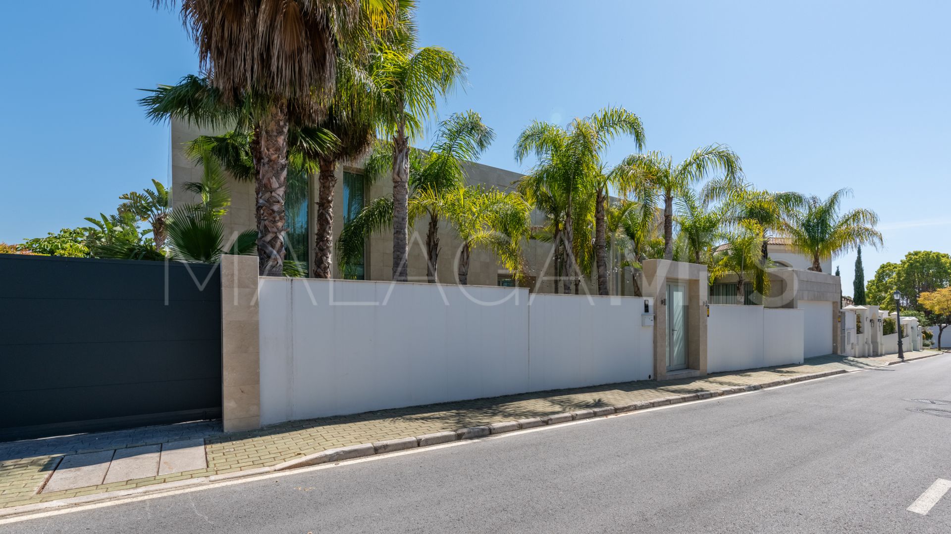 Villa for sale in La Quinta Golf