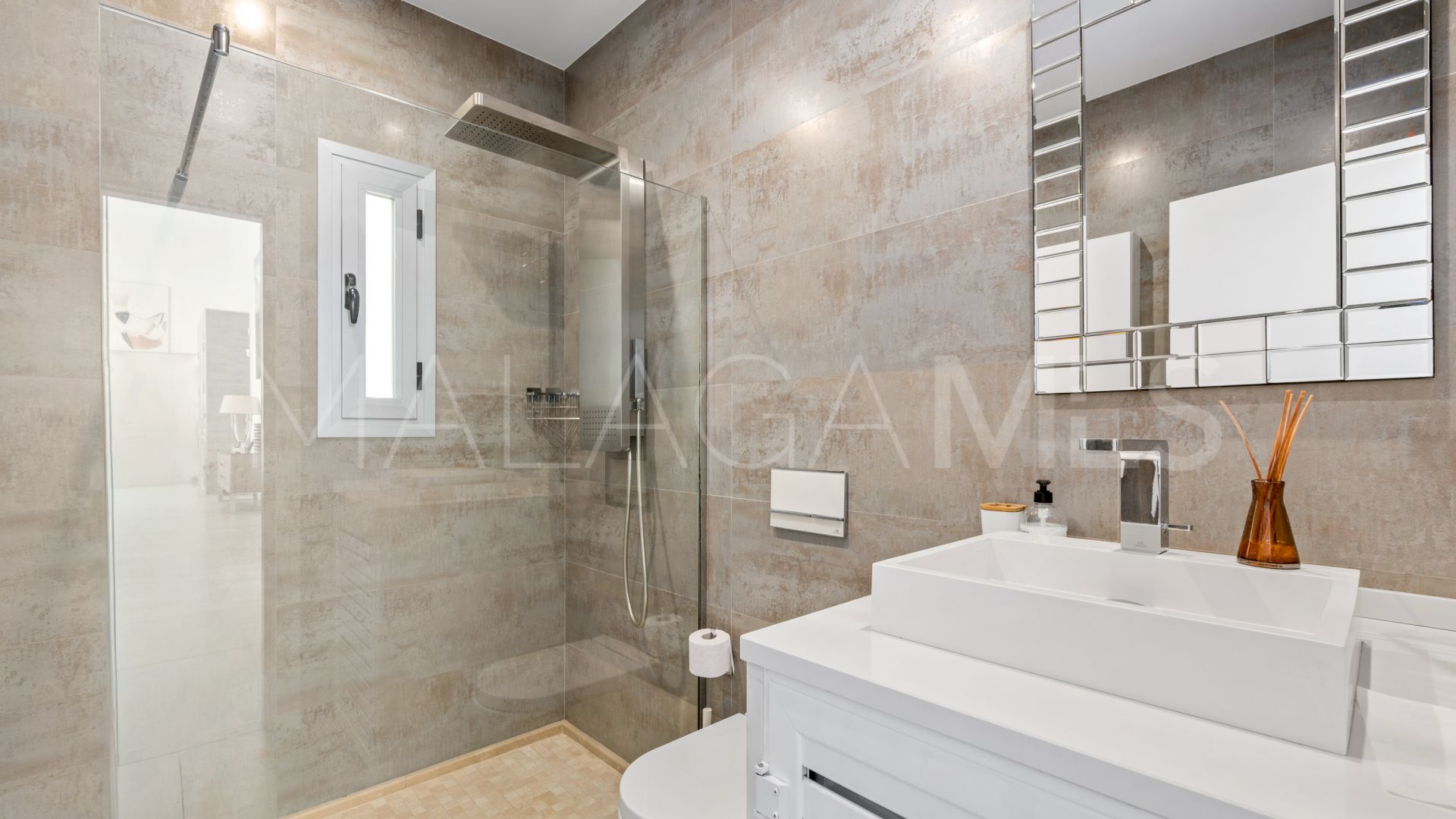 Villa for sale in La Quinta Golf