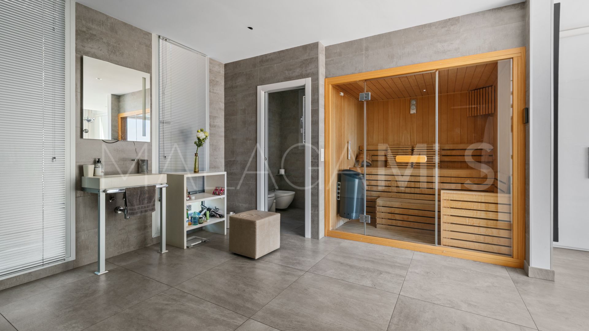 Villa for sale in La Quinta Golf