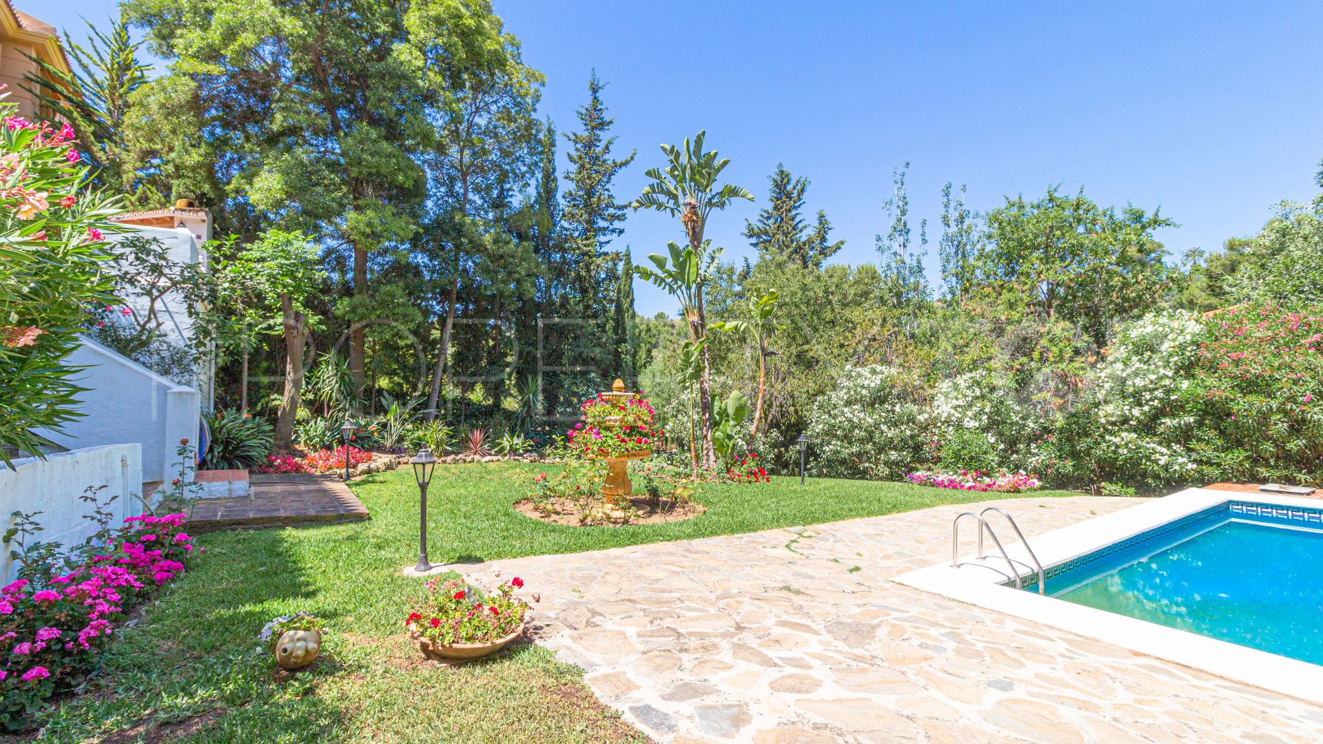 Villa en venta en Pinares de San Antón