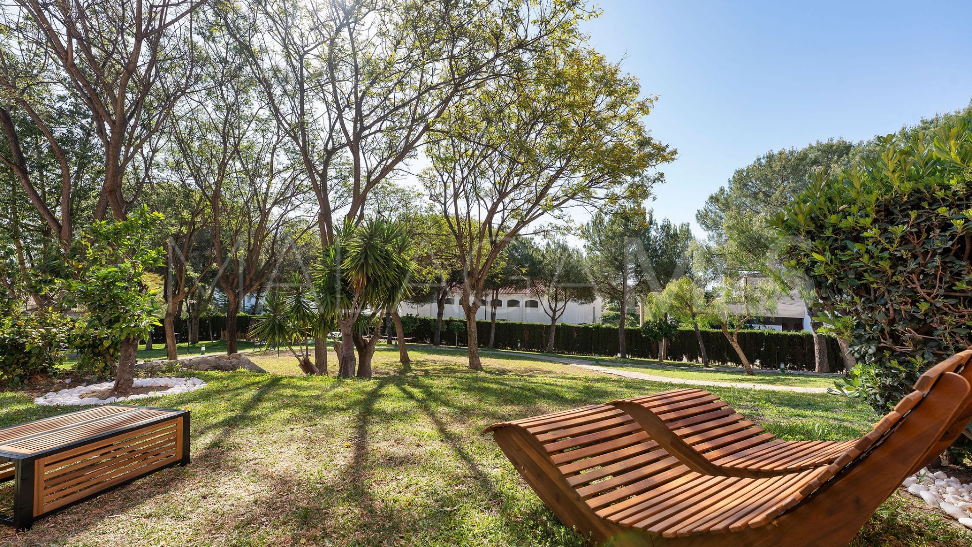 Markplanslägenhet for sale in Andalucia Alta