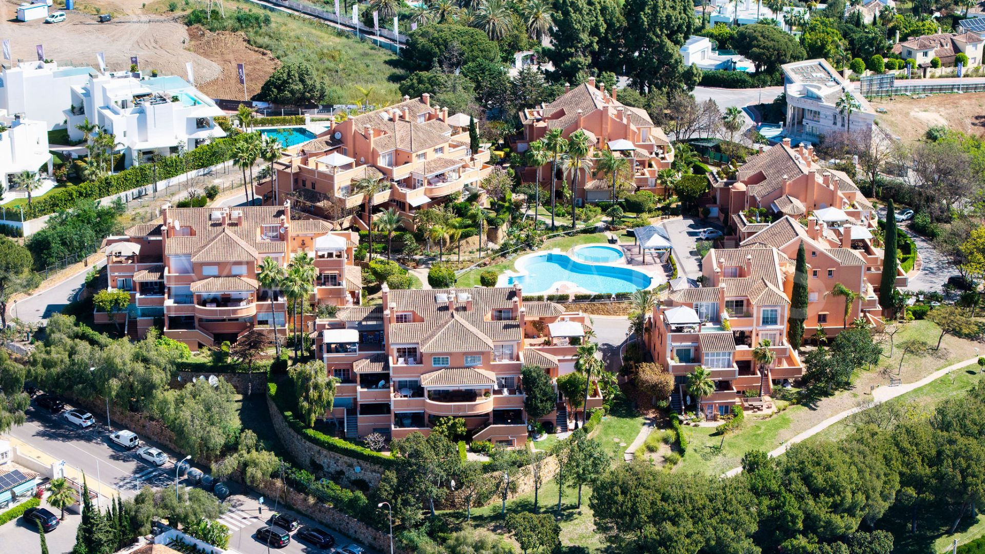Markplanslägenhet for sale in Andalucia Alta