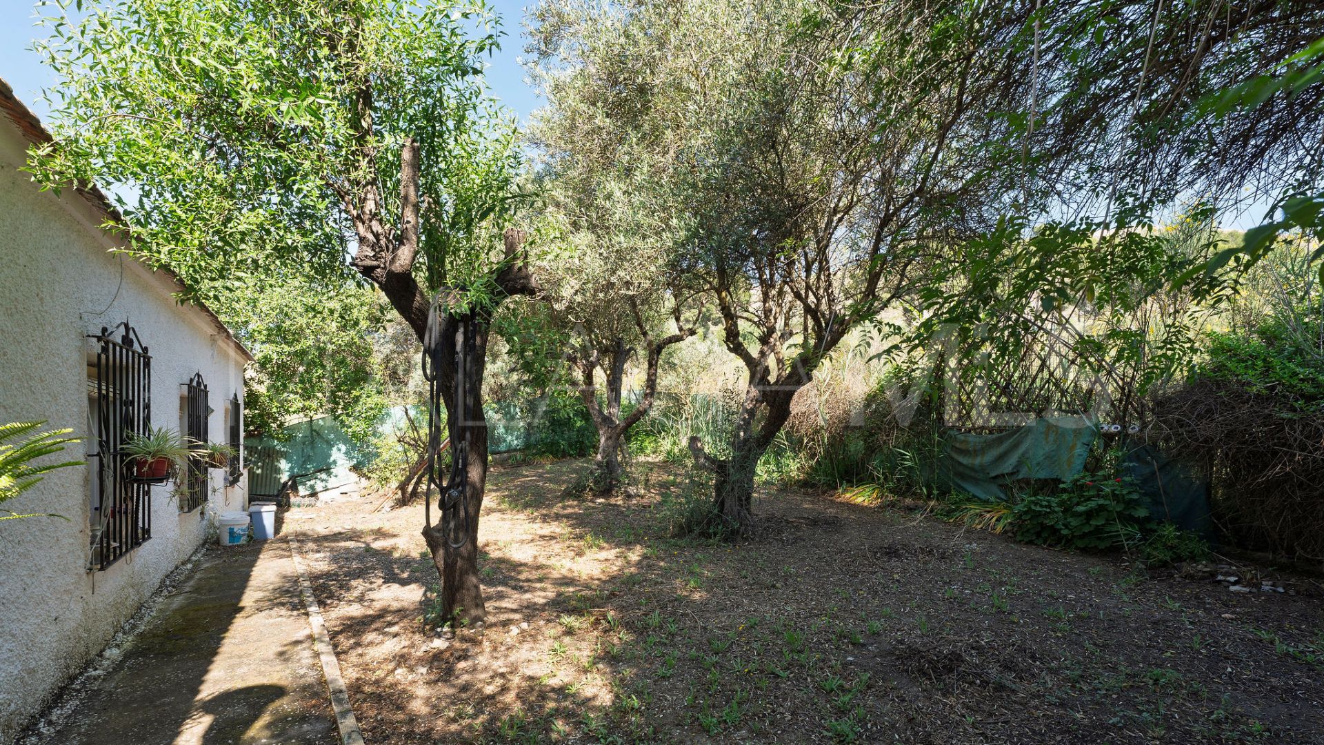 Landhaus for sale in Alhaurin el Grande