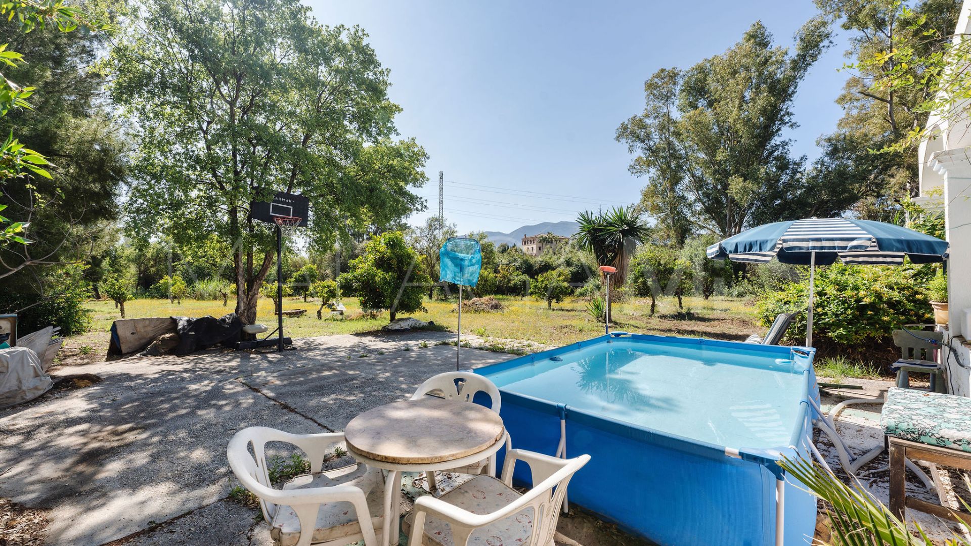 Landhaus for sale in Alhaurin el Grande
