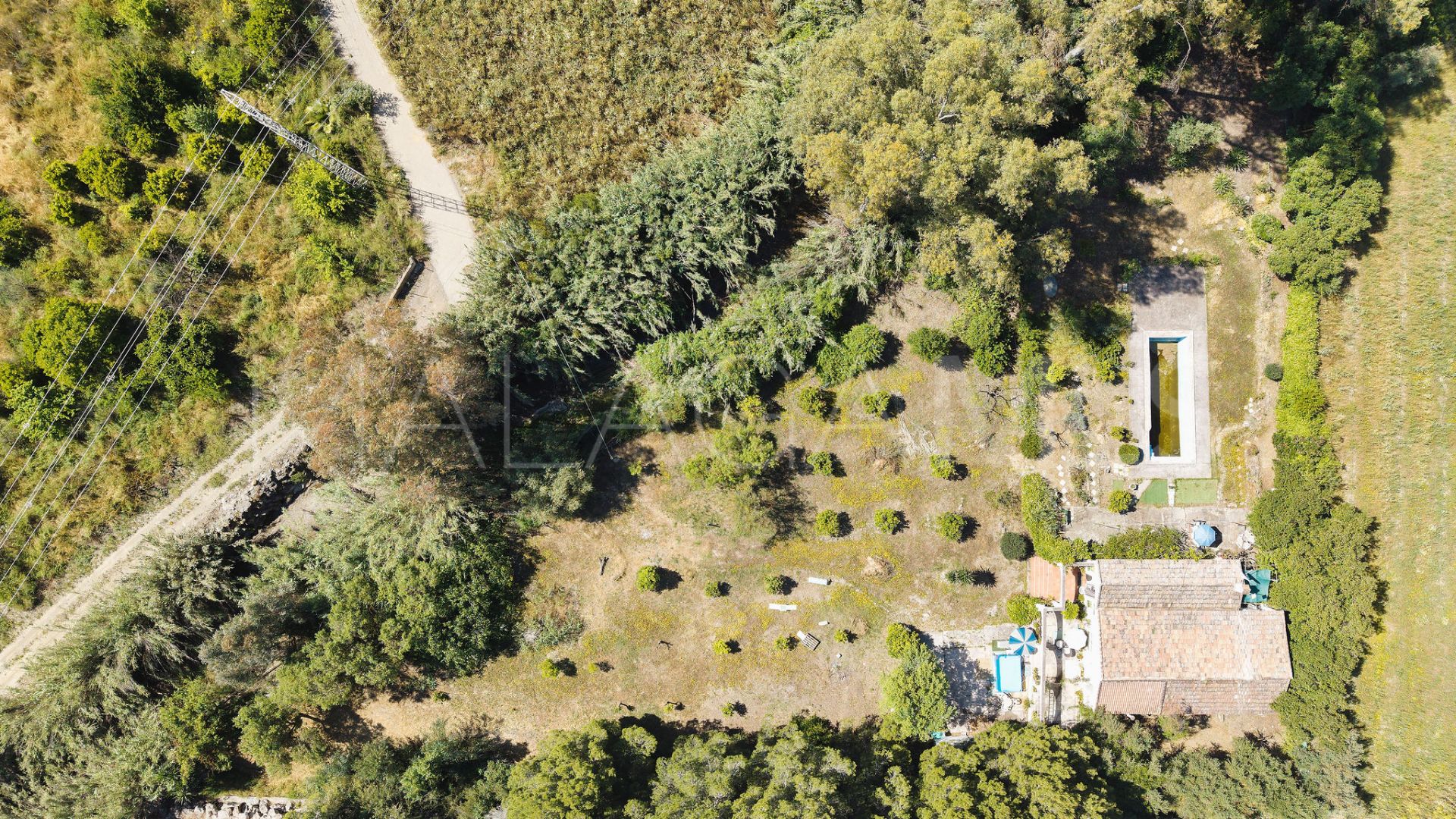 Landhaus for sale in Alhaurin el Grande