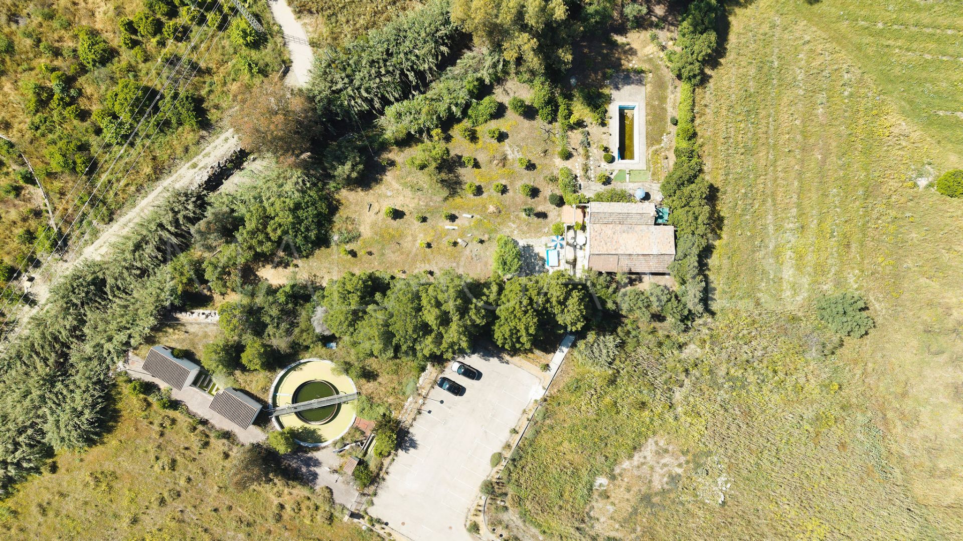 Landhaus for sale in Alhaurin el Grande