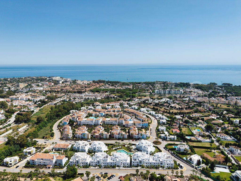 Markplanslägenhet for sale in Cortijo del Golf