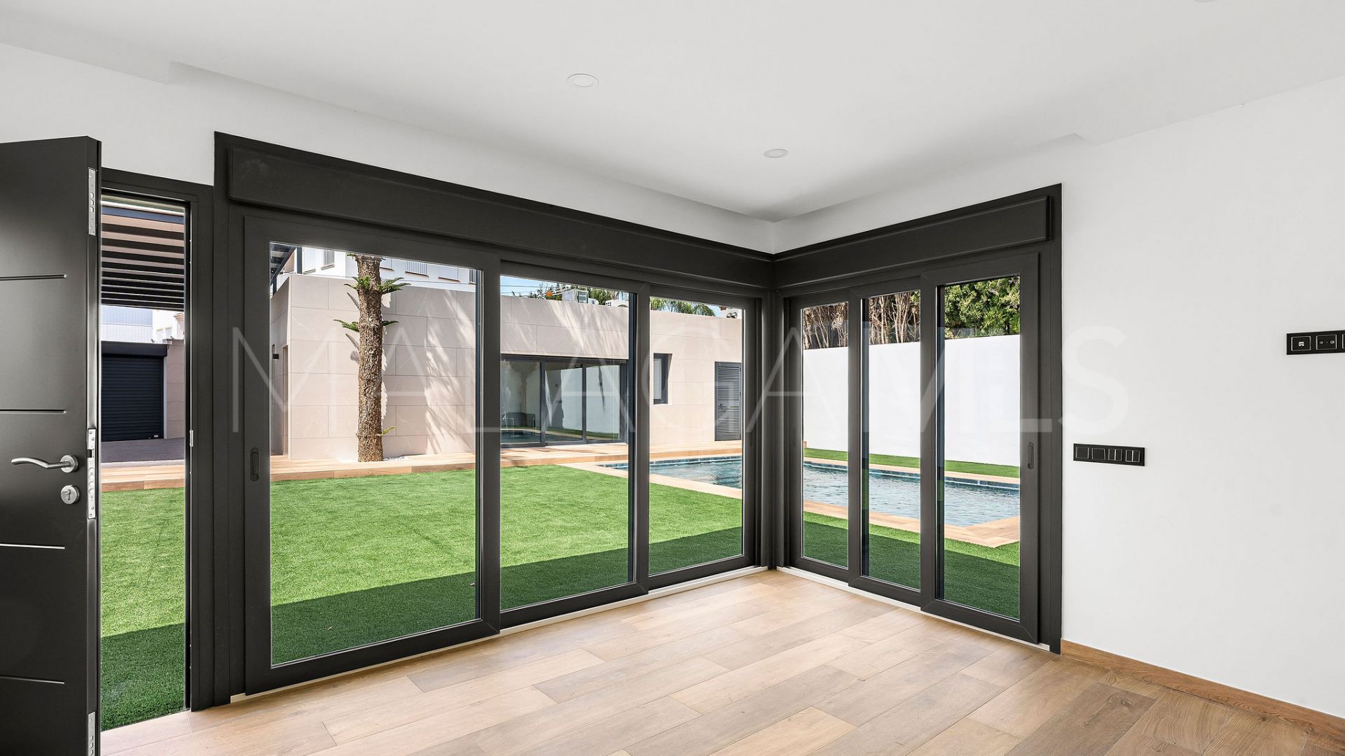 For sale villa in El Coto
