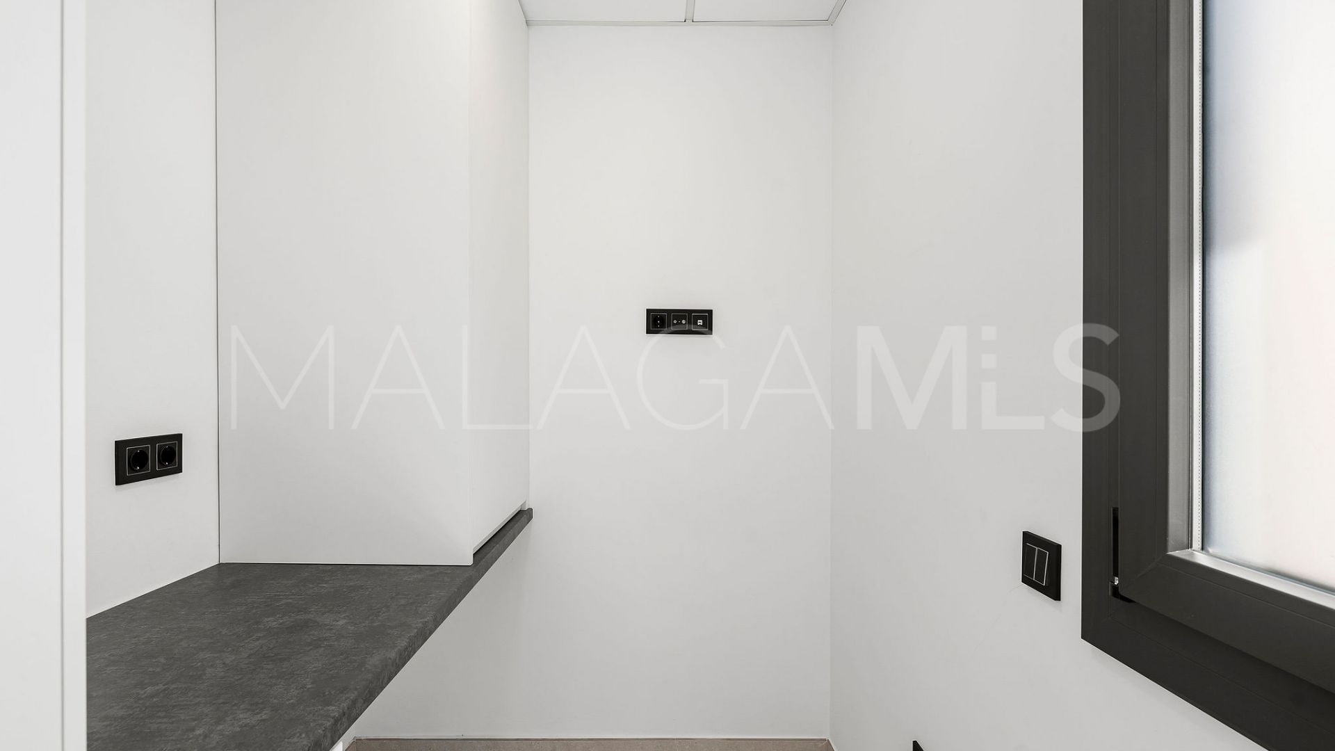 For sale villa in El Coto