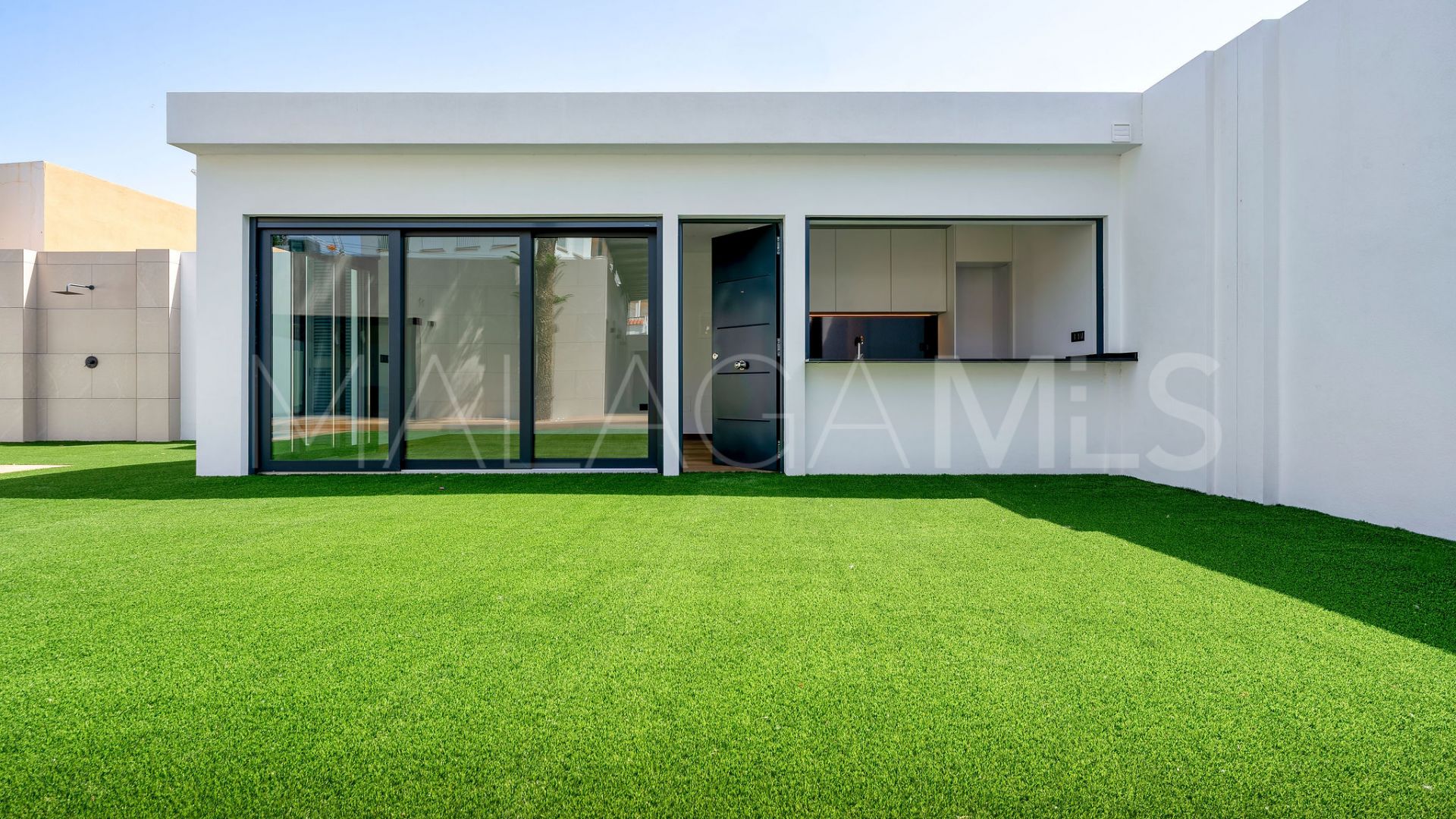 For sale villa in El Coto