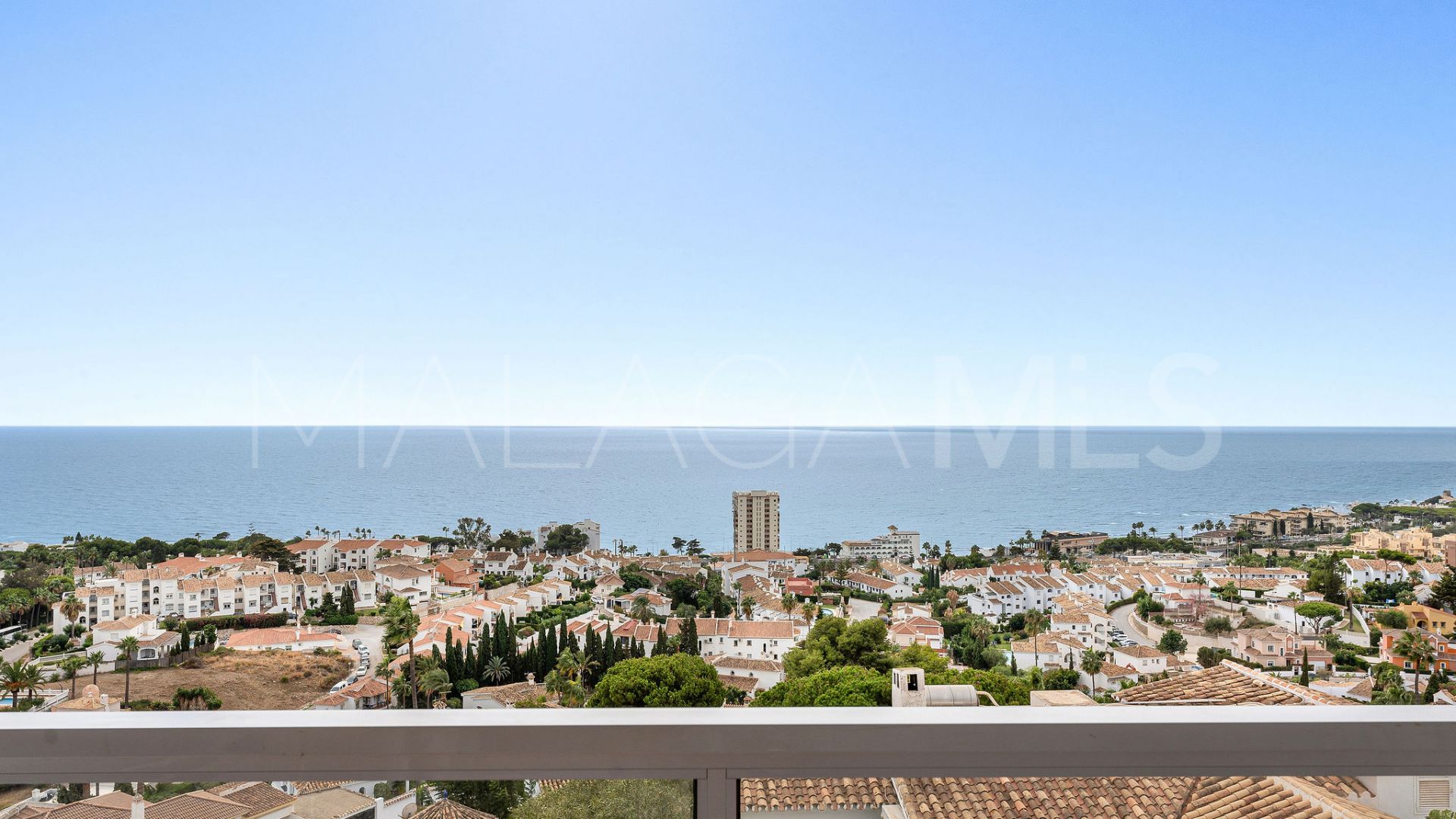 Duplex penthouse for sale in Riviera del Sol