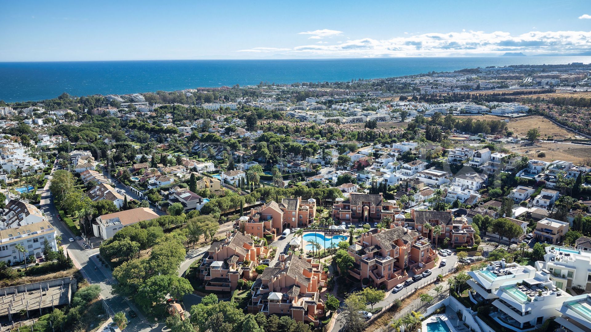 Andalucia Alta, duplex planta baja a la venta de 3 dormitorios