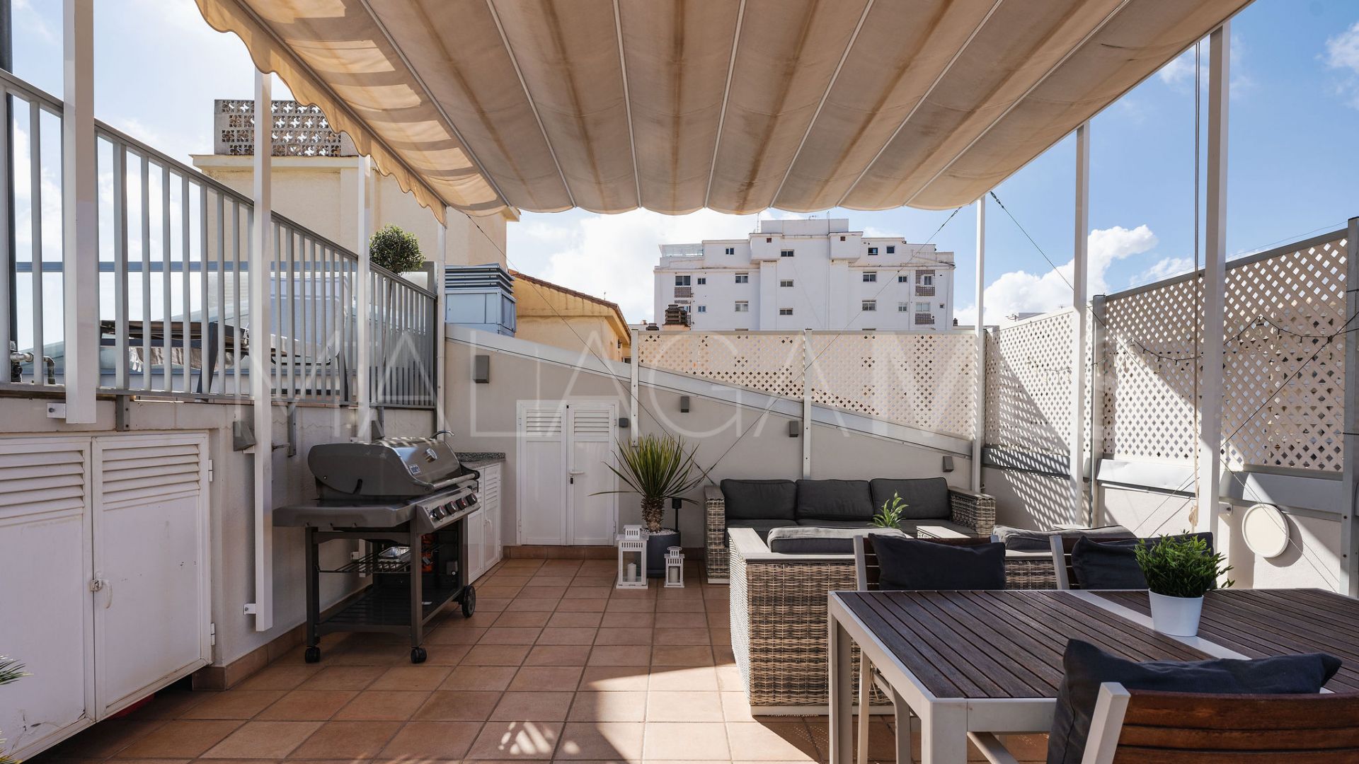 For sale Fuengirola Centro duplex penthouse with 4 bedrooms