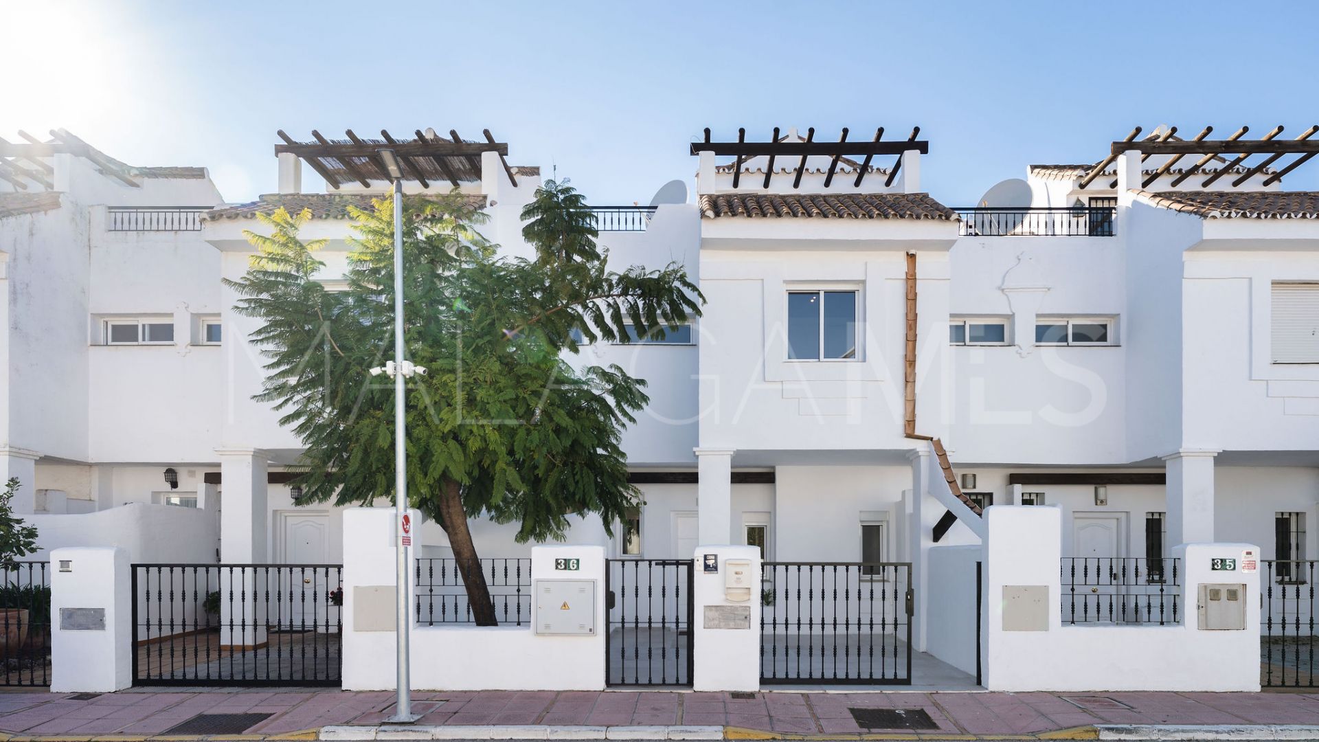 Radhus for sale in Los Naranjos de Marbella